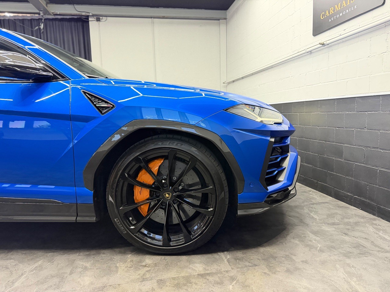LAMBORGHINI Urus E-Gear | Akrapovic | Full Carbon | Panorama Dach | Lambo Garantie-image-8