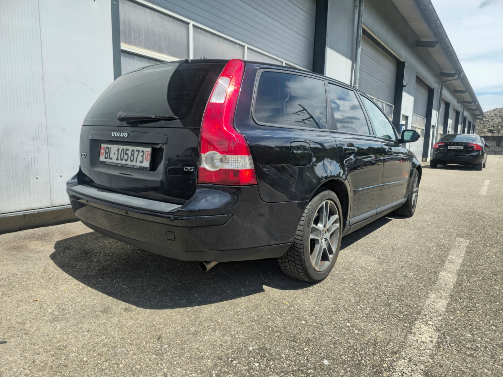 VOLVO V50 D5