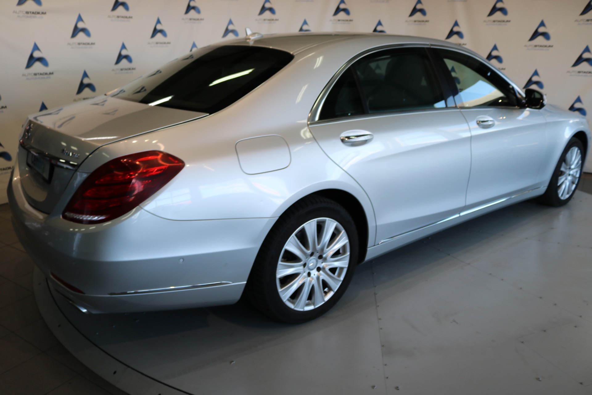 MERCEDES-BENZ S 400 4Matic L 7G-Tronic-image-11