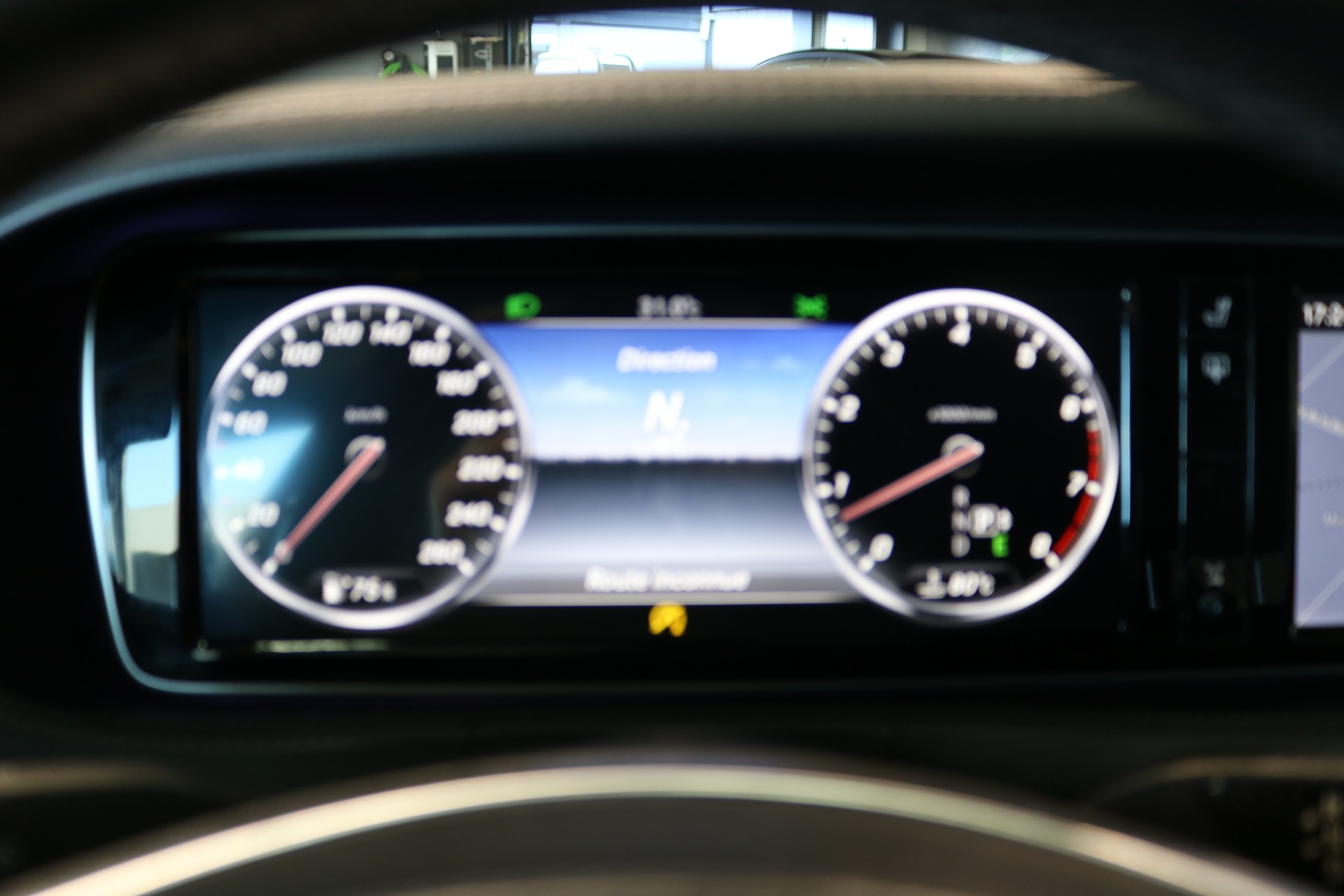 MERCEDES-BENZ S 400 4Matic L 7G-Tronic-image-29