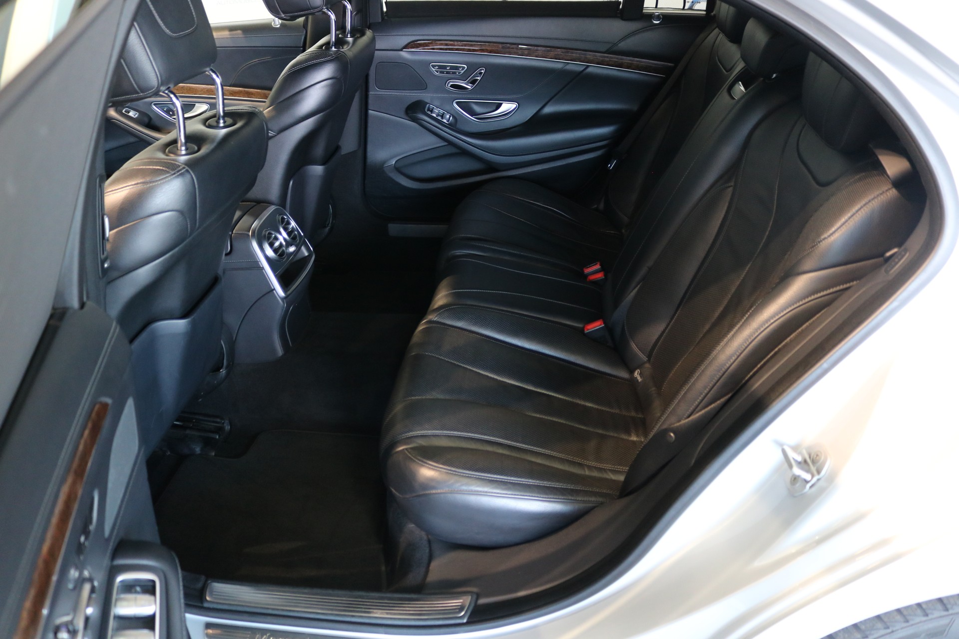 MERCEDES-BENZ S 400 4Matic L 7G-Tronic-image-31