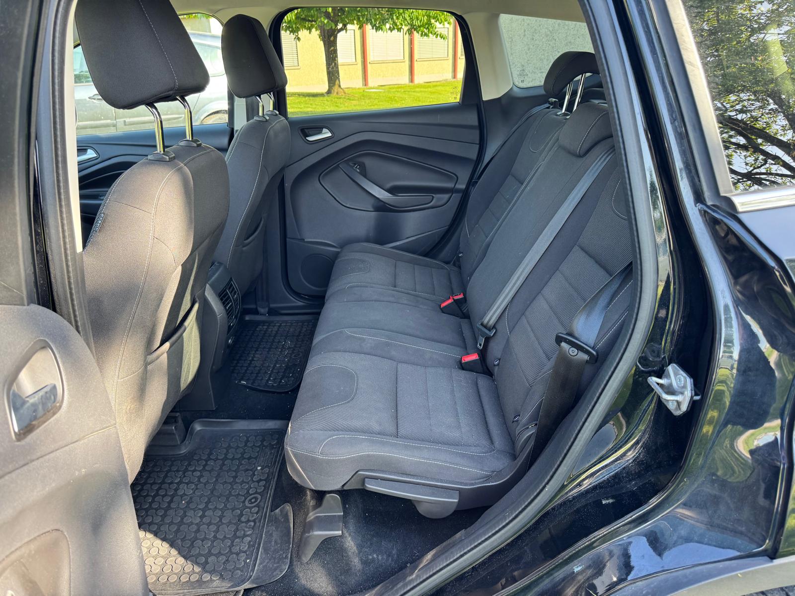 FORD Kuga 2.0 TDCi Carving 4WD-image-14