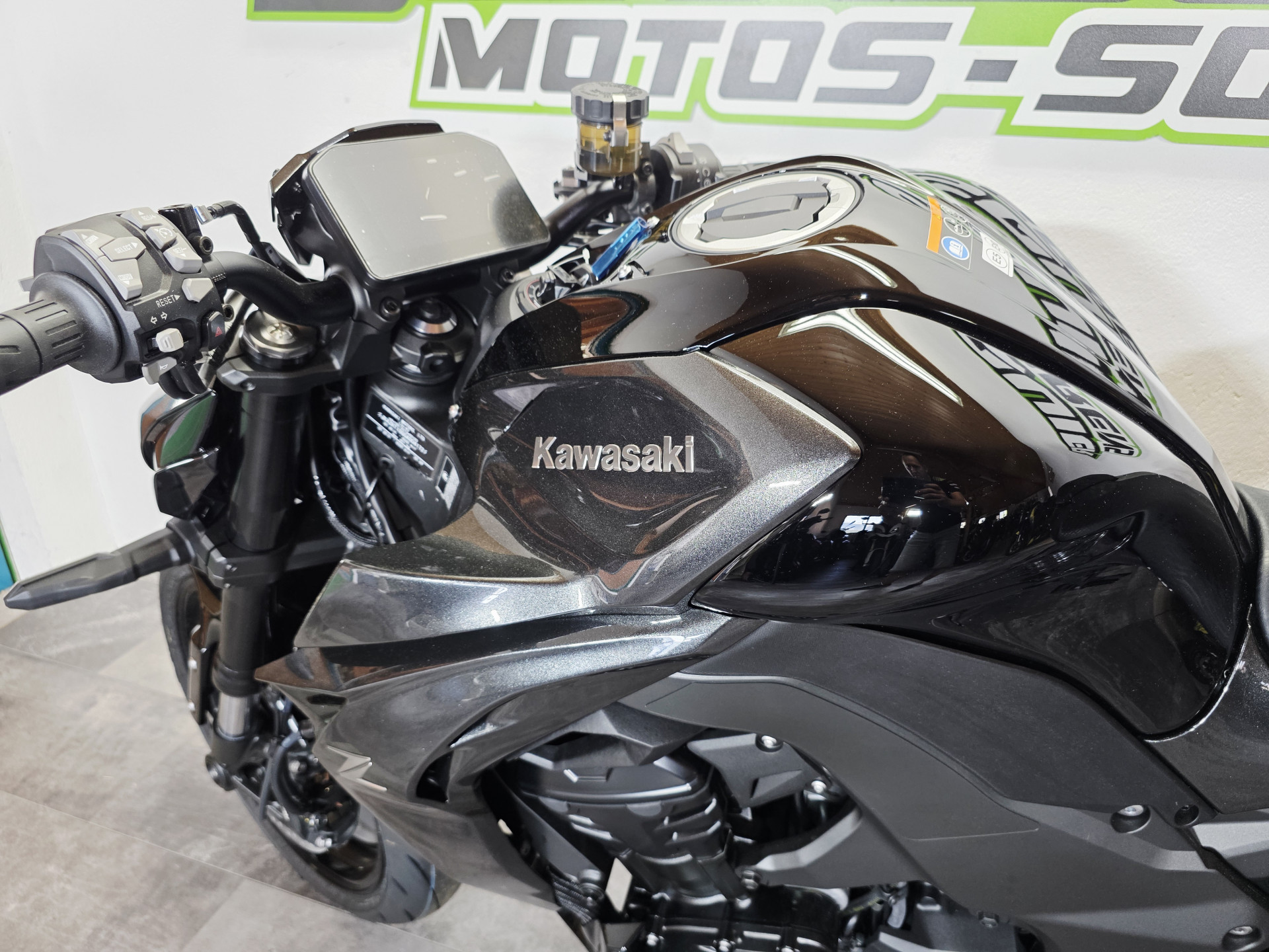 KAWASAKI Z 1100-image-2
