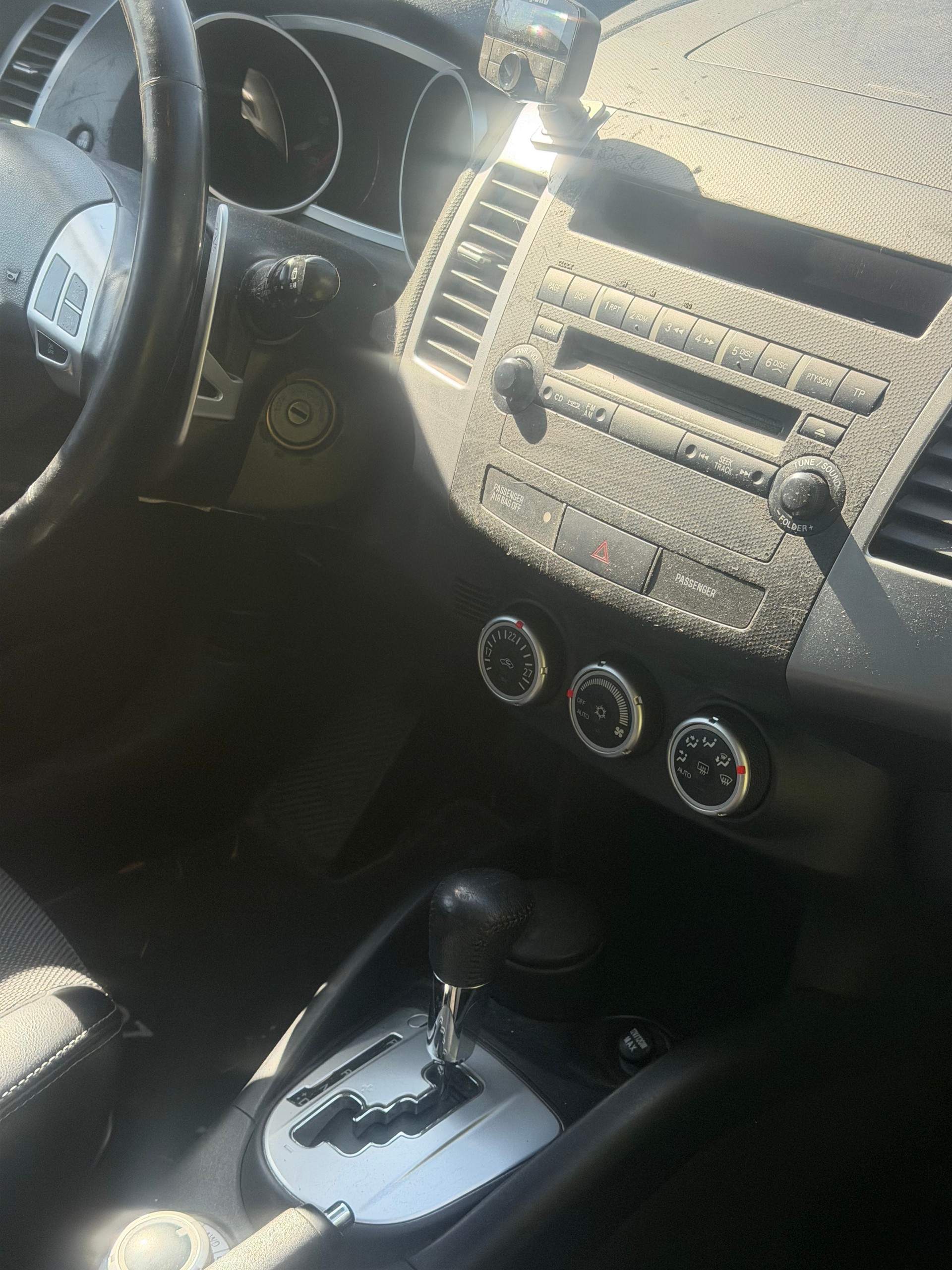 PEUGEOT 4007 2.4 Platinum Edition CVT-image-8