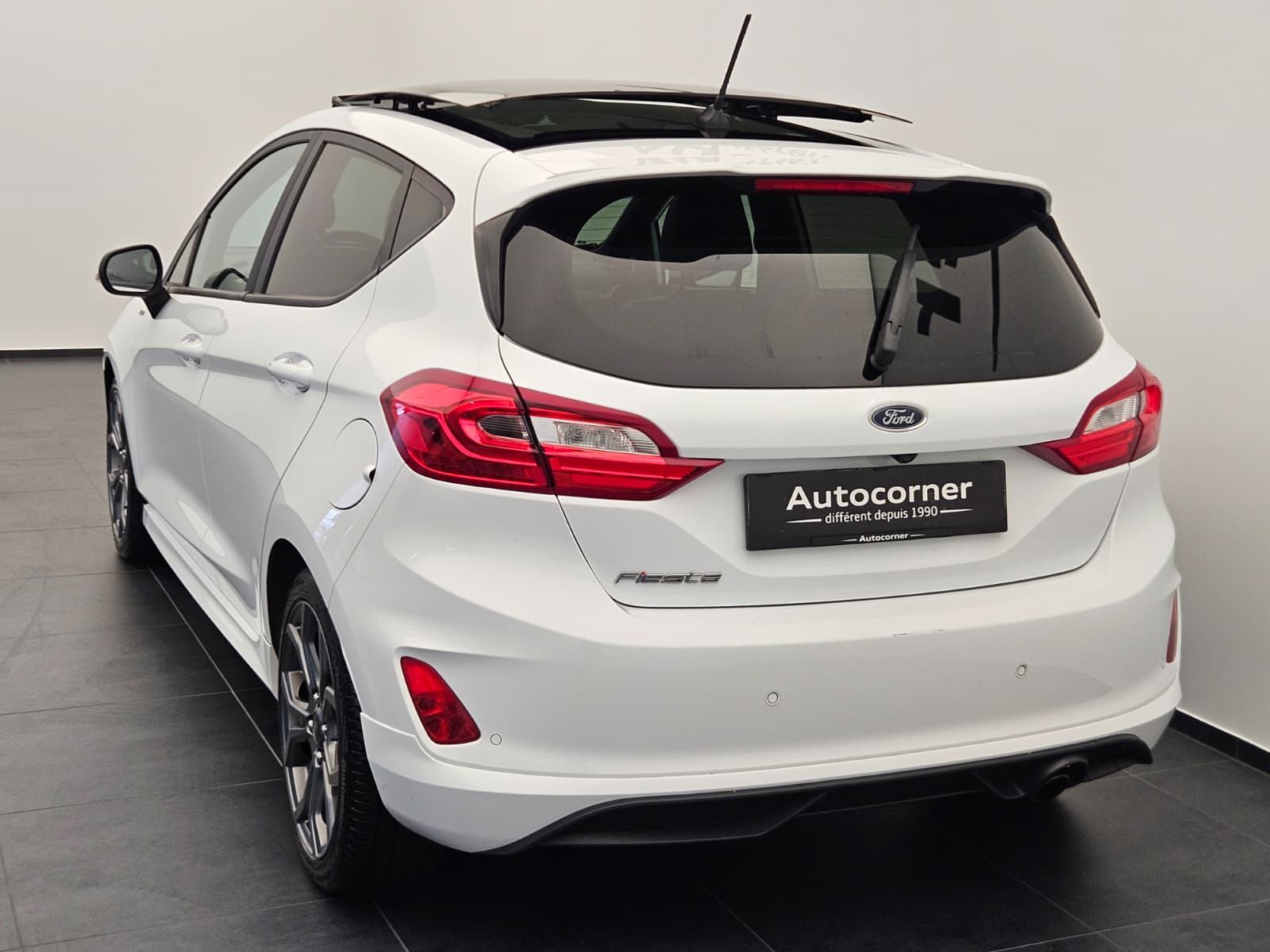 FORD Fiesta 1.0 SCTi ST Line-image-8