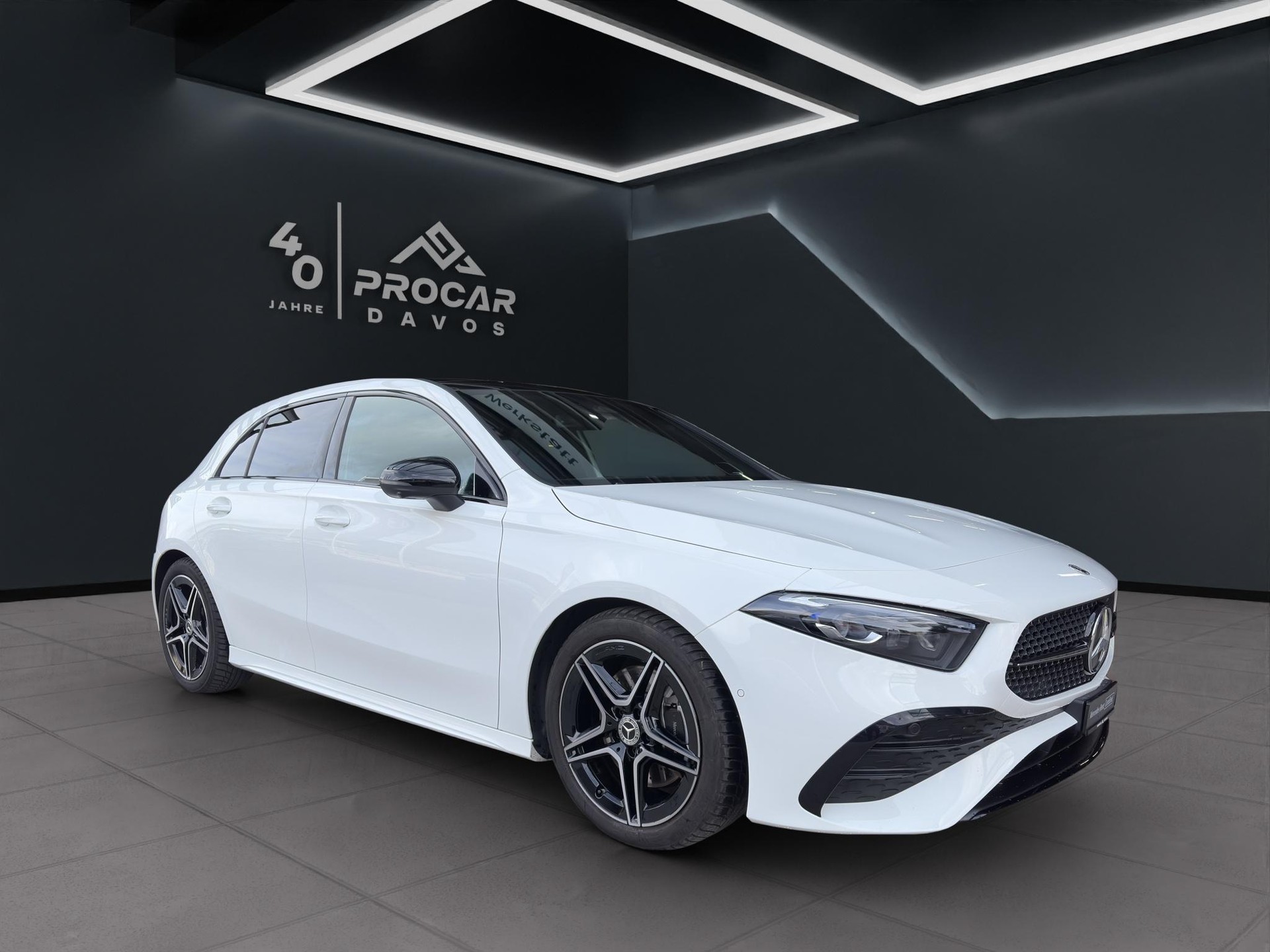 MERCEDES-BENZ A-Klasse W177 A 220 AMG Line 4m