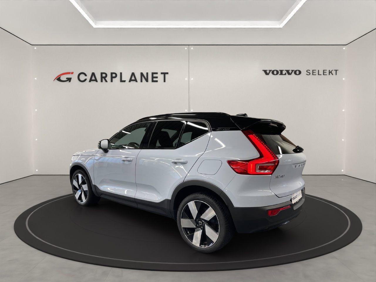 VOLVO XC40 E80 Twin Plus AWD-showroom-element-3