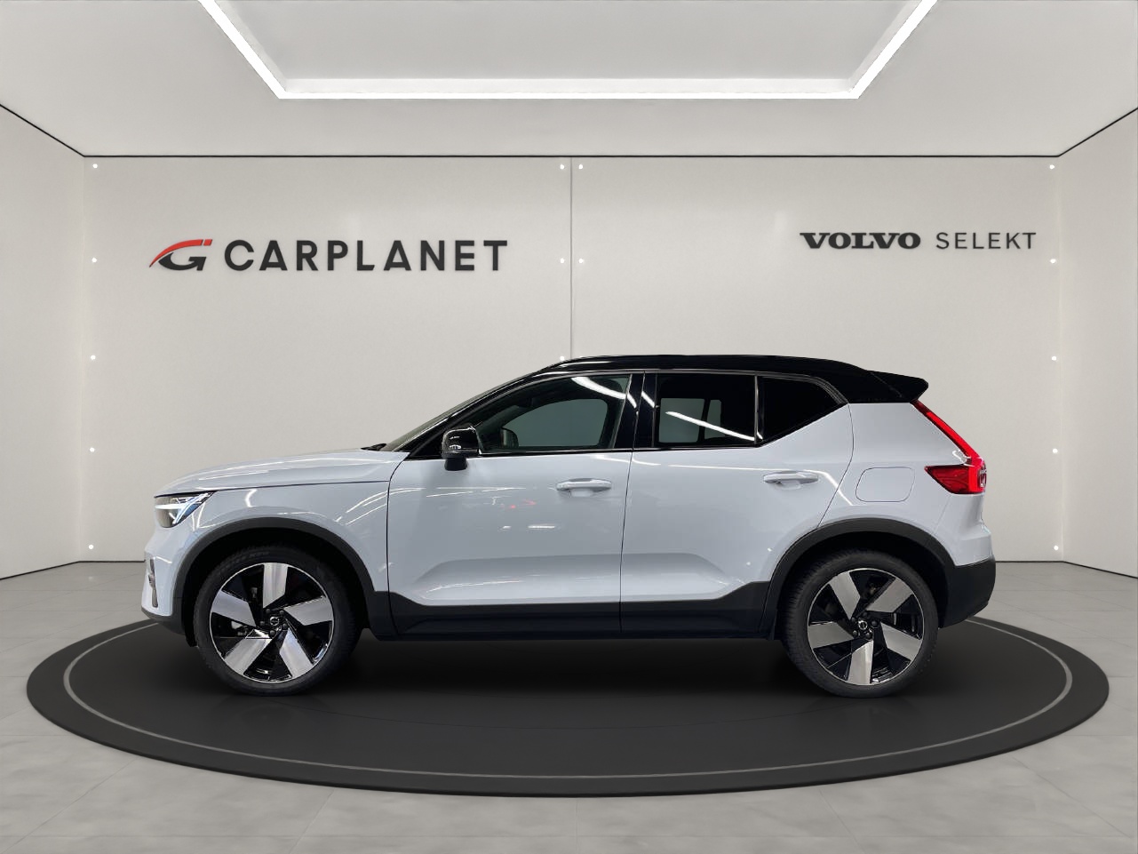 VOLVO XC40 E80 Twin Plus AWD-showroom-element-2