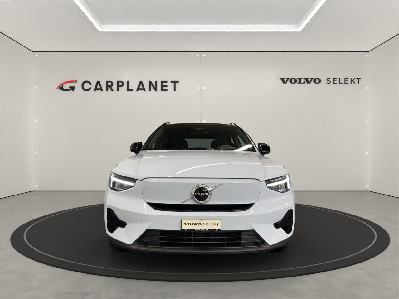 VOLVO XC40 E80 Twin Plus AWD-showroom-element-1