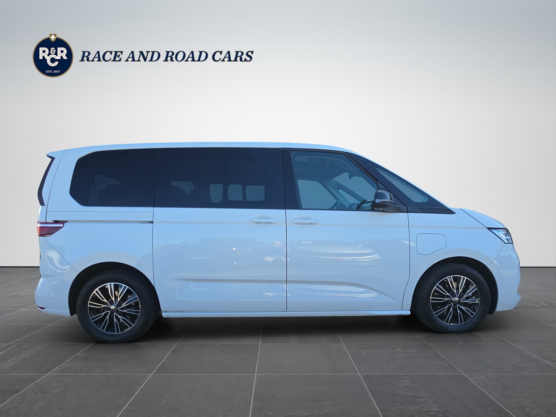 VW Multivan kurz 1.4 eHybrid Liberty DSG-showroom-element-3