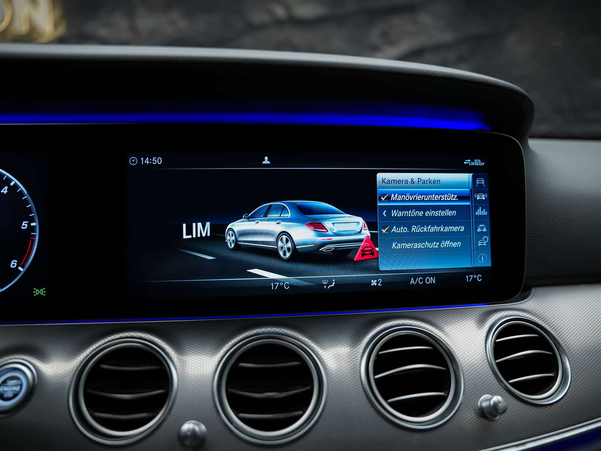 MERCEDES-BENZ E 220 d AMG Line 9G-Tronic *360° Kamera*Assistenten*Ambientebeleuchtung*-image-32
