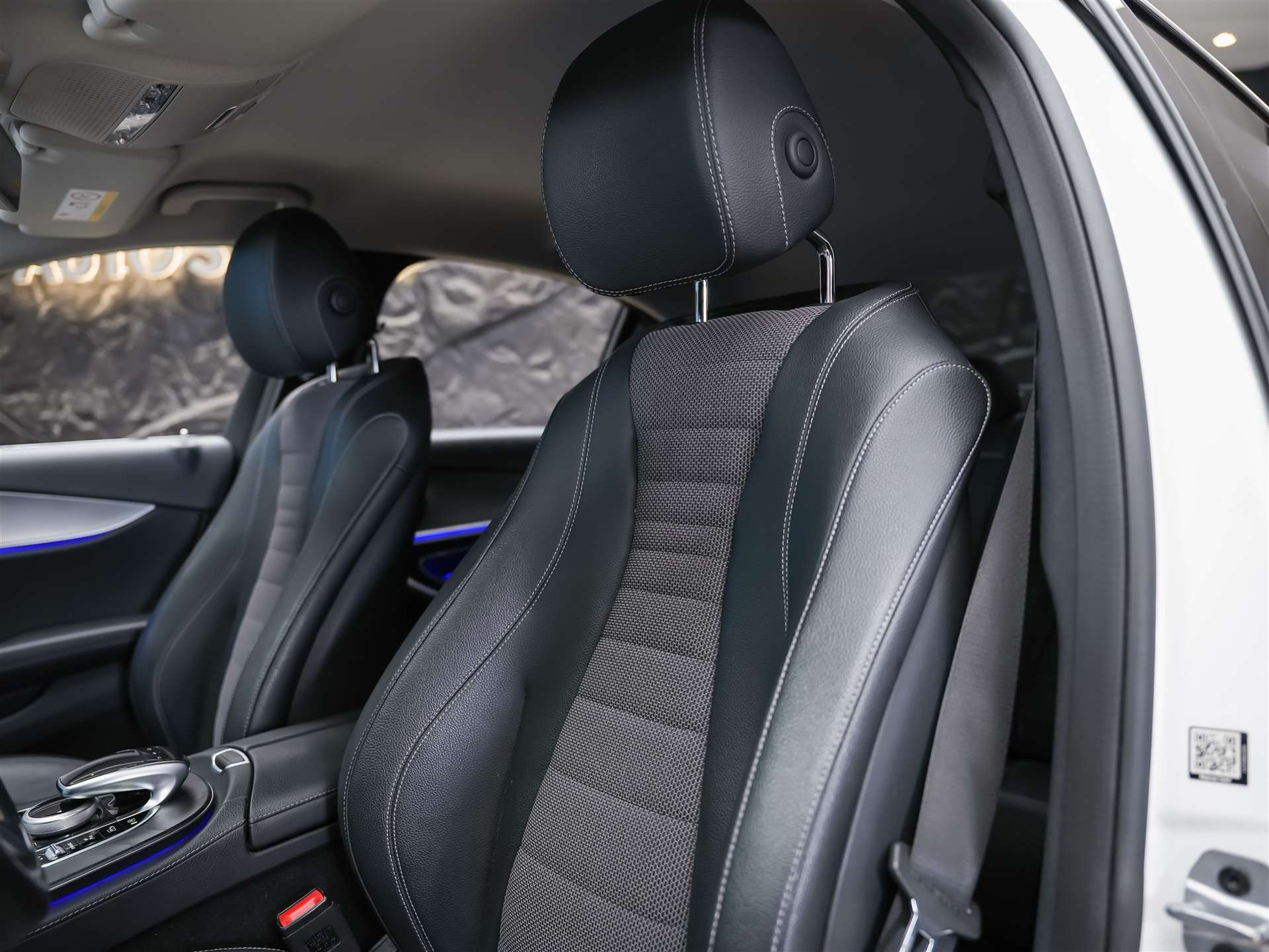 MERCEDES-BENZ E 220 d AMG Line 9G-Tronic *360° Kamera*Assistenten*Ambientebeleuchtung*-image-9