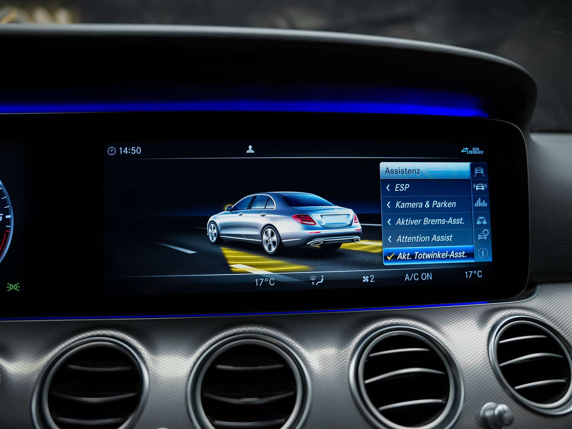 MERCEDES-BENZ E 220 d AMG Line 9G-Tronic *360° Kamera*Assistenten*Ambientebeleuchtung*-image-35