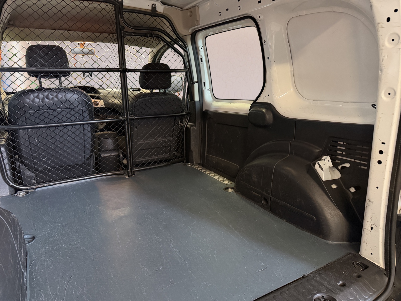 RENAULT RENAULT Kangoo Z.E.-image-15