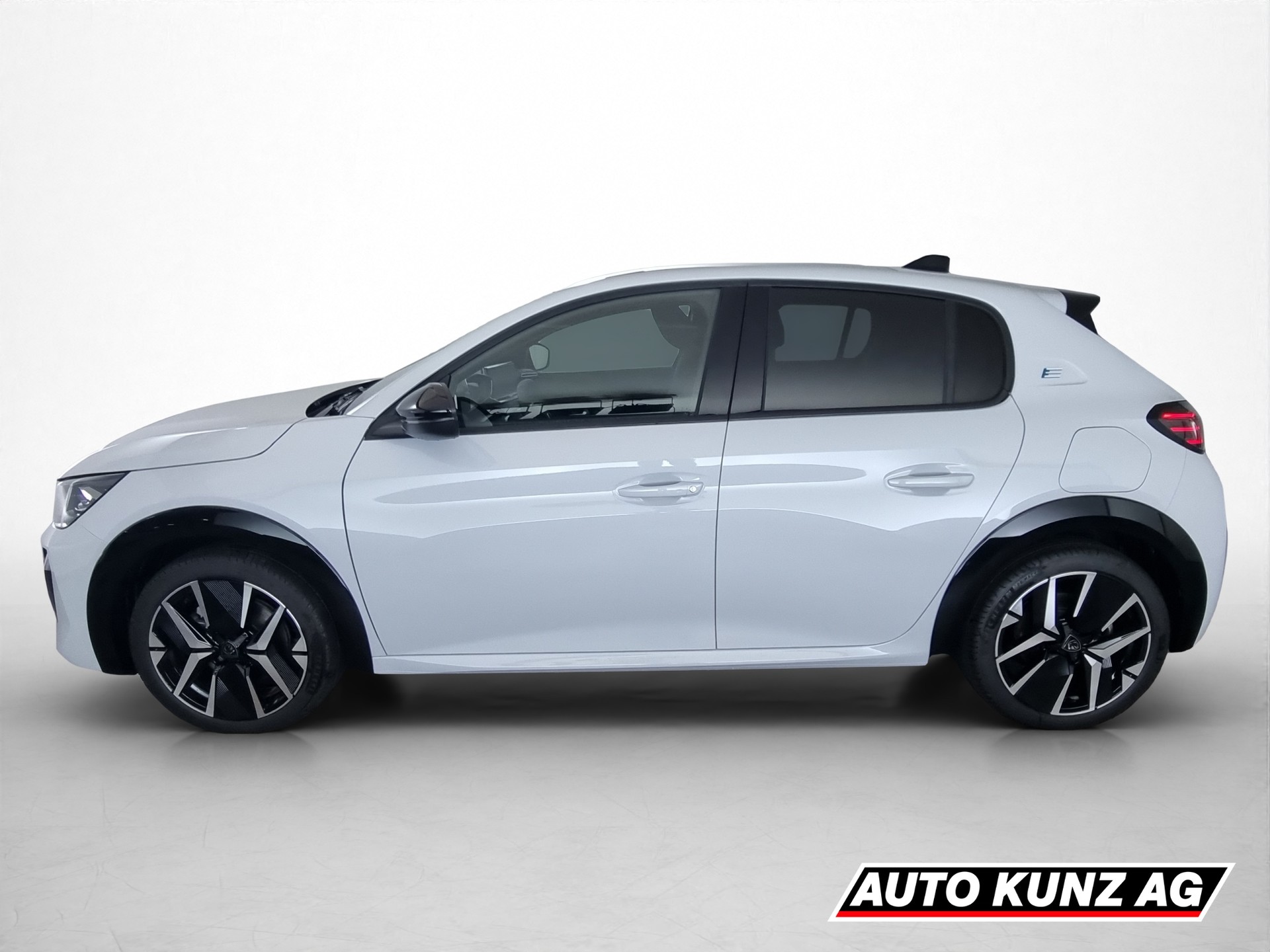 PEUGEOT 208 54kWh e-GT-showroom-element-2