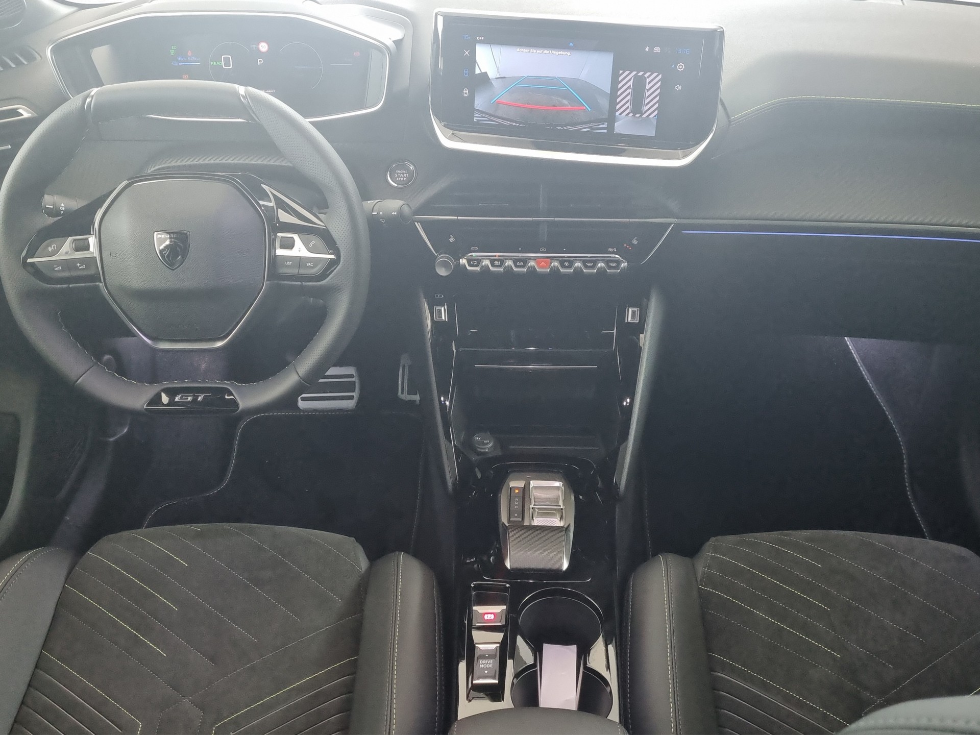PEUGEOT 208 54kWh e-GT-image-7