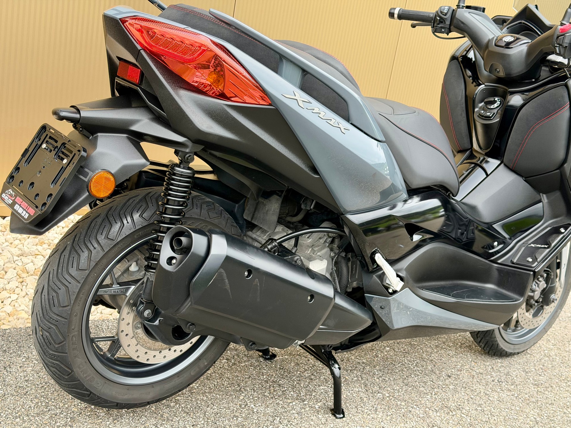 YAMAHA X-Max 300 Tech Max-image-6