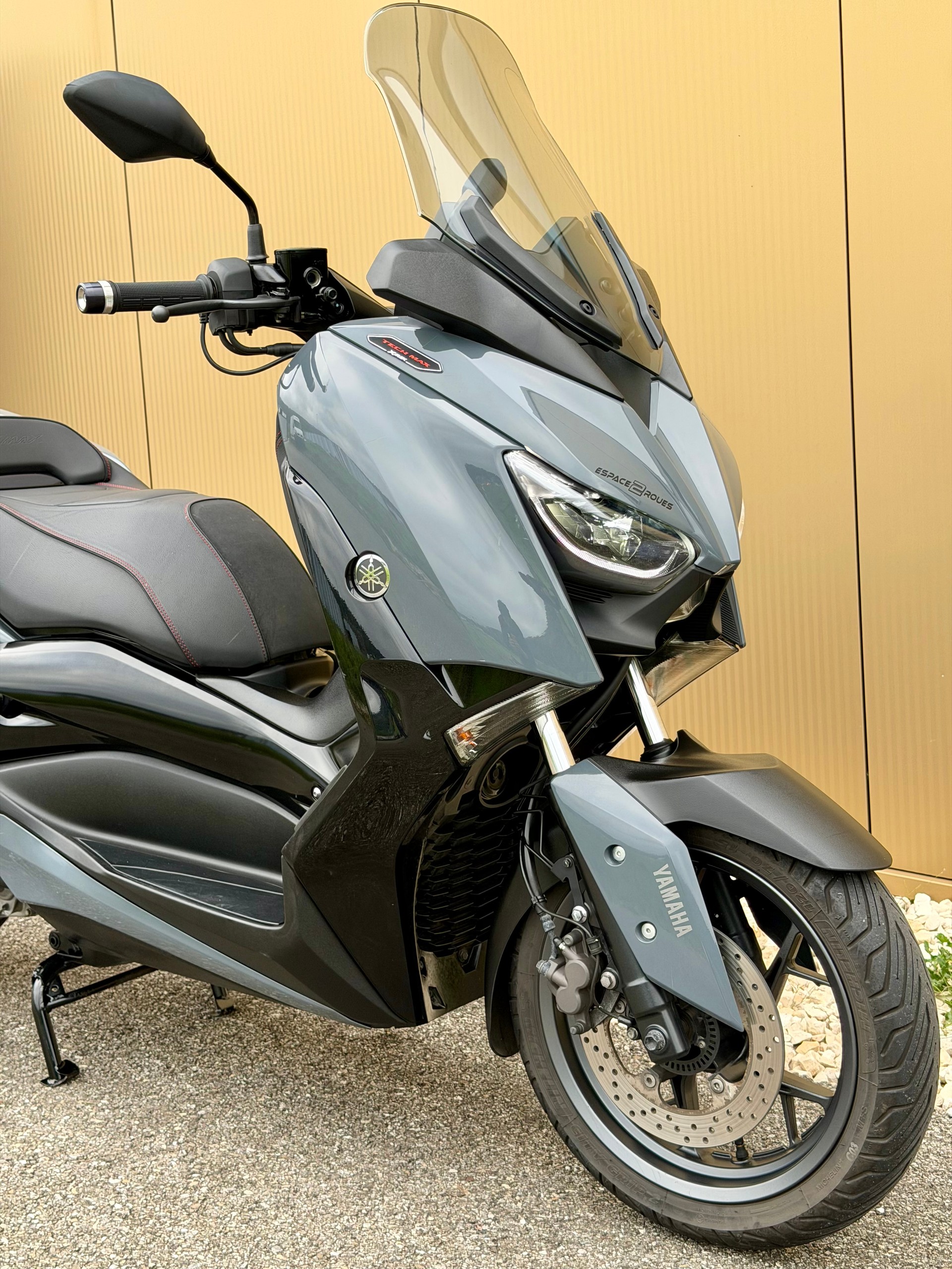 YAMAHA X-Max 300 Tech Max-image-1