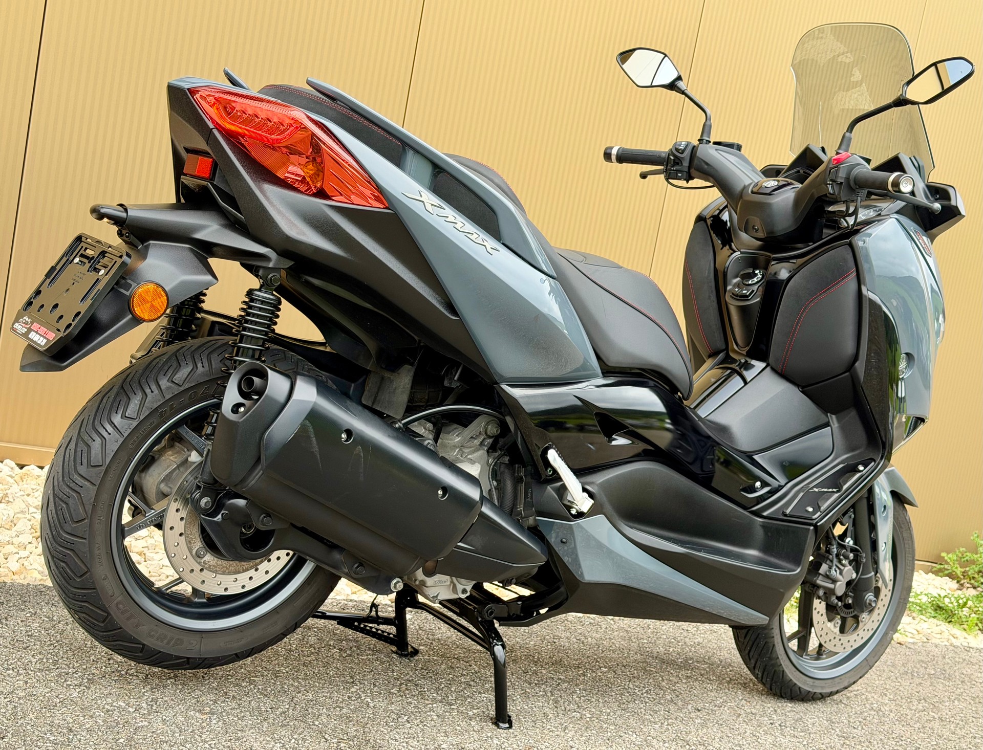YAMAHA X-Max 300 Tech Max-image-4