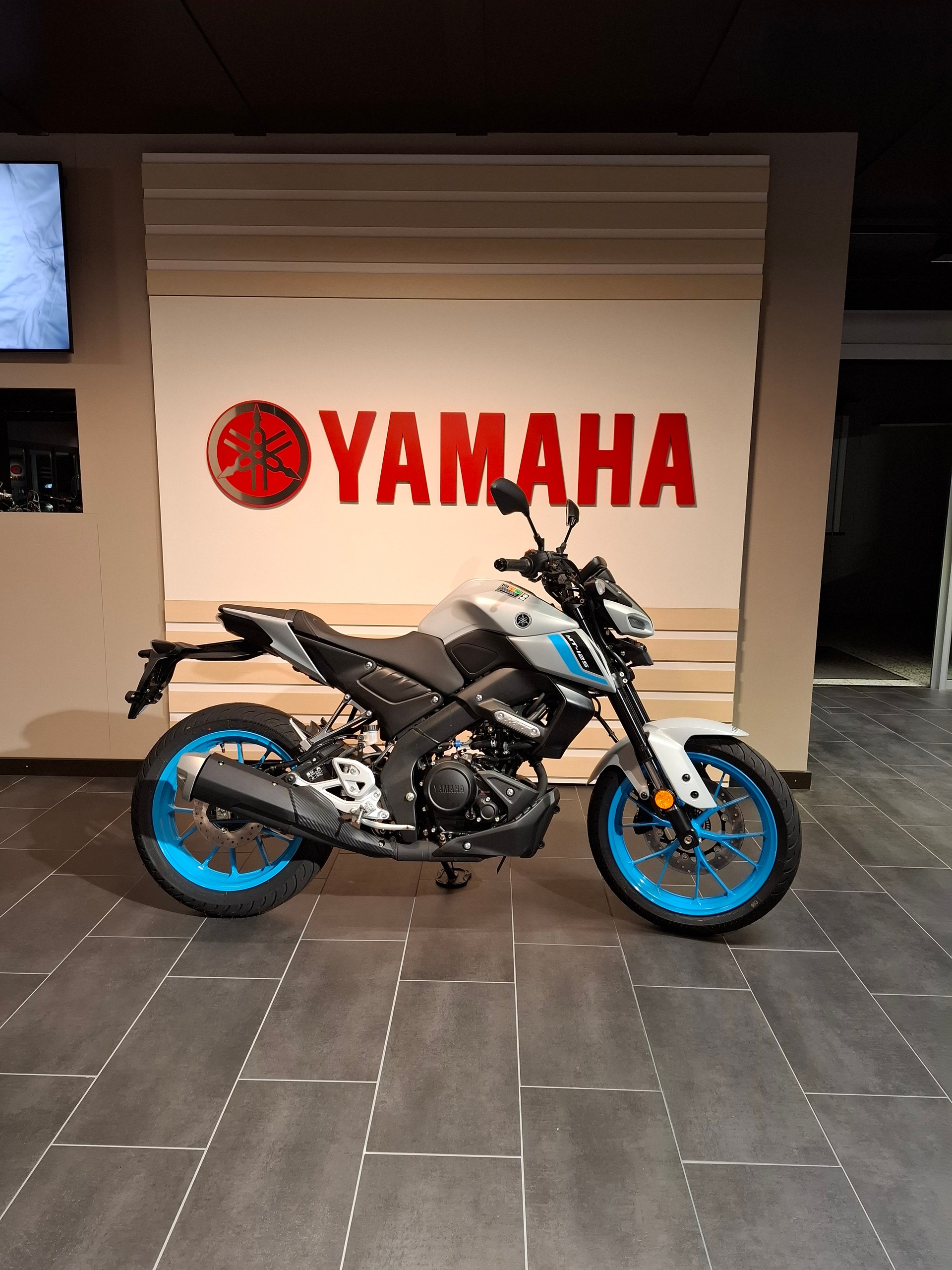 YAMAHA MT-125 ABS-image-1
