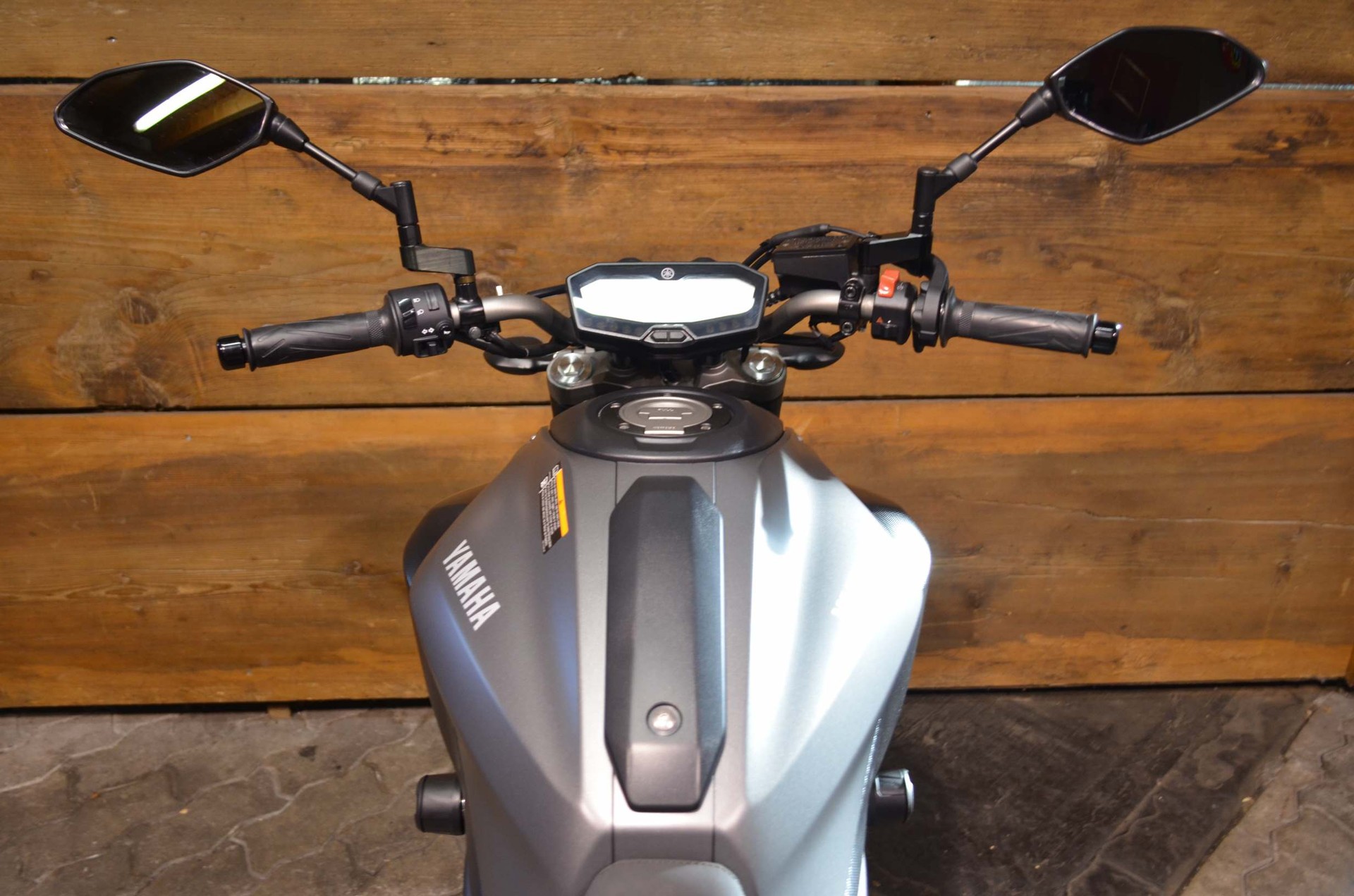 YAMAHA MT-07 ABS-image-2