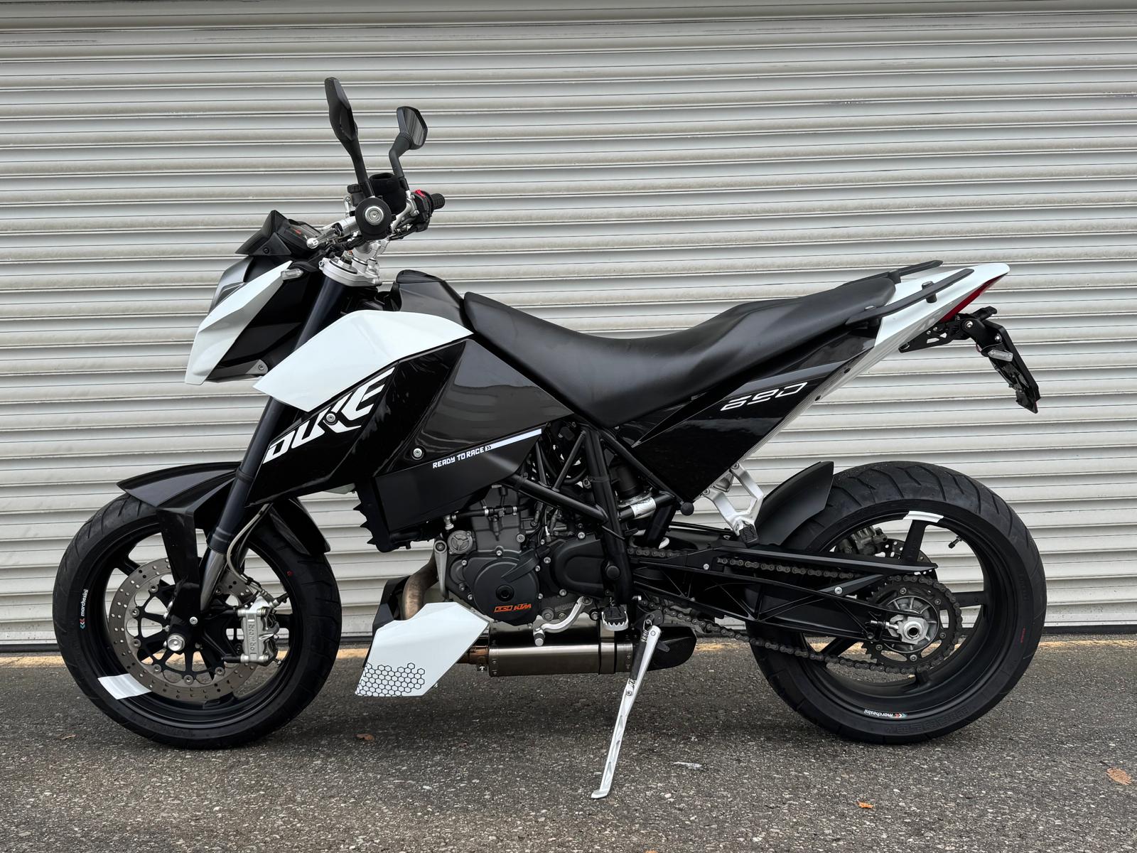 KTM 690 Duke III-image-1