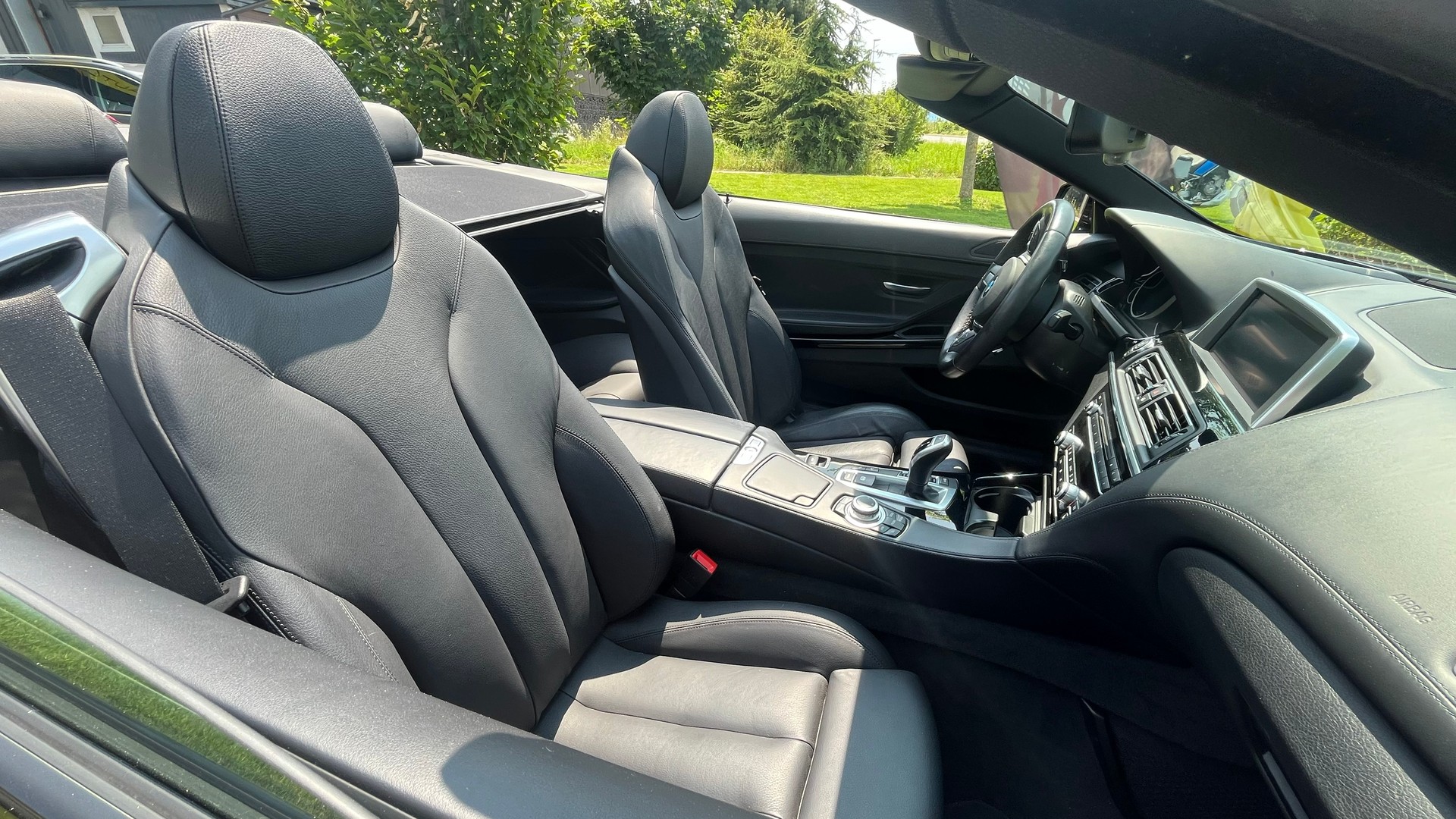BMW 650i Cabrio xDrive-image-6