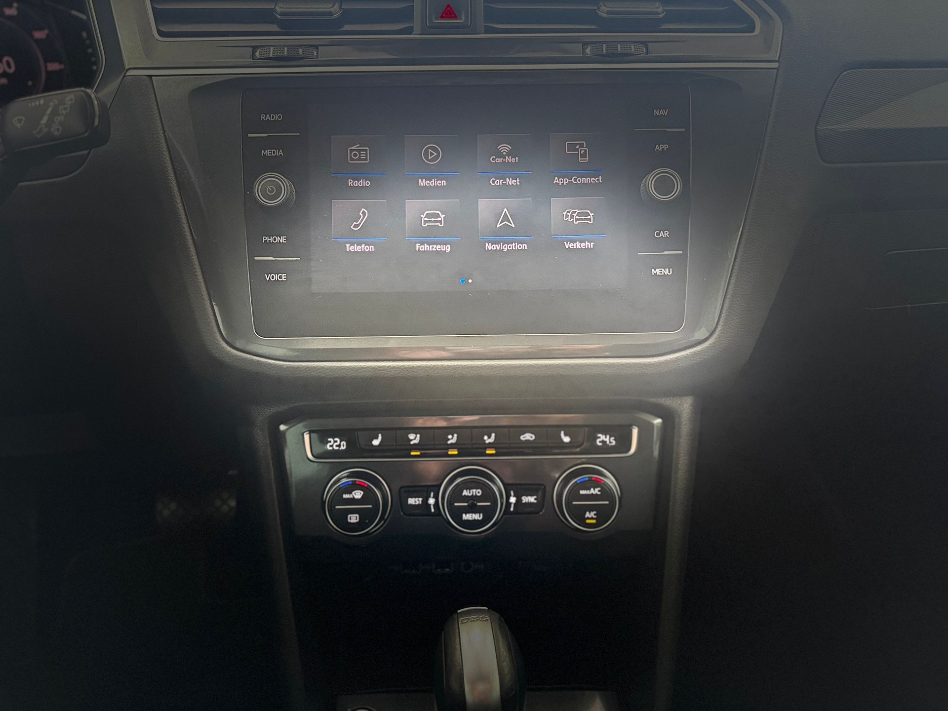 VW Tiguan 2.0TSI Highline 4Motion DSG **8Fachbereift**-image-11