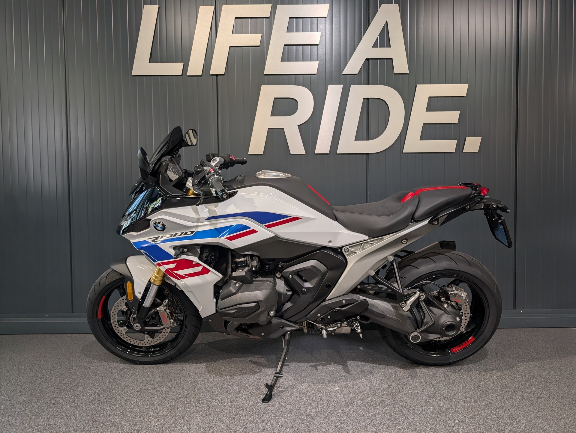BMW R 1300 RS-image-2