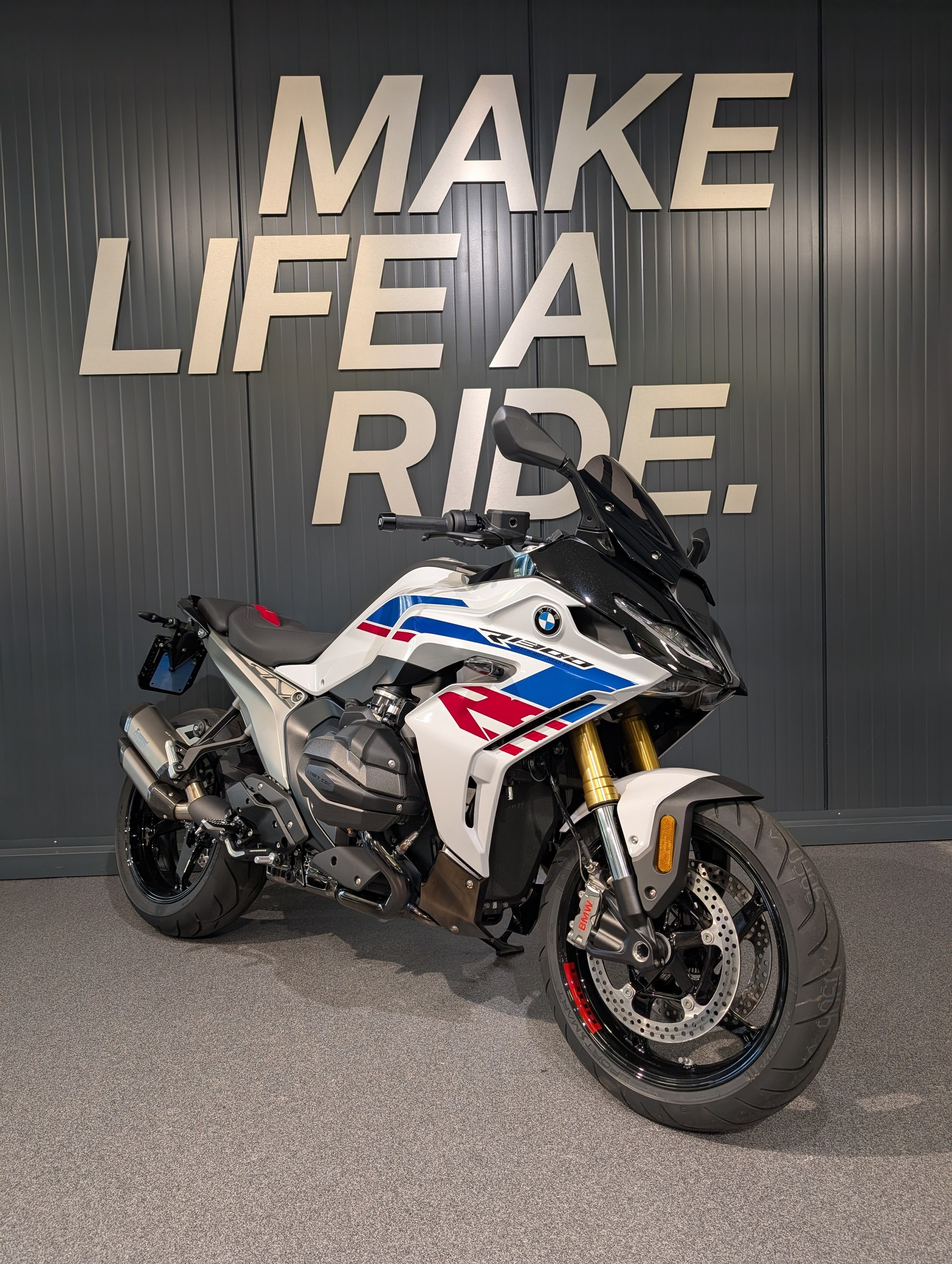BMW R 1300 RS-image-1