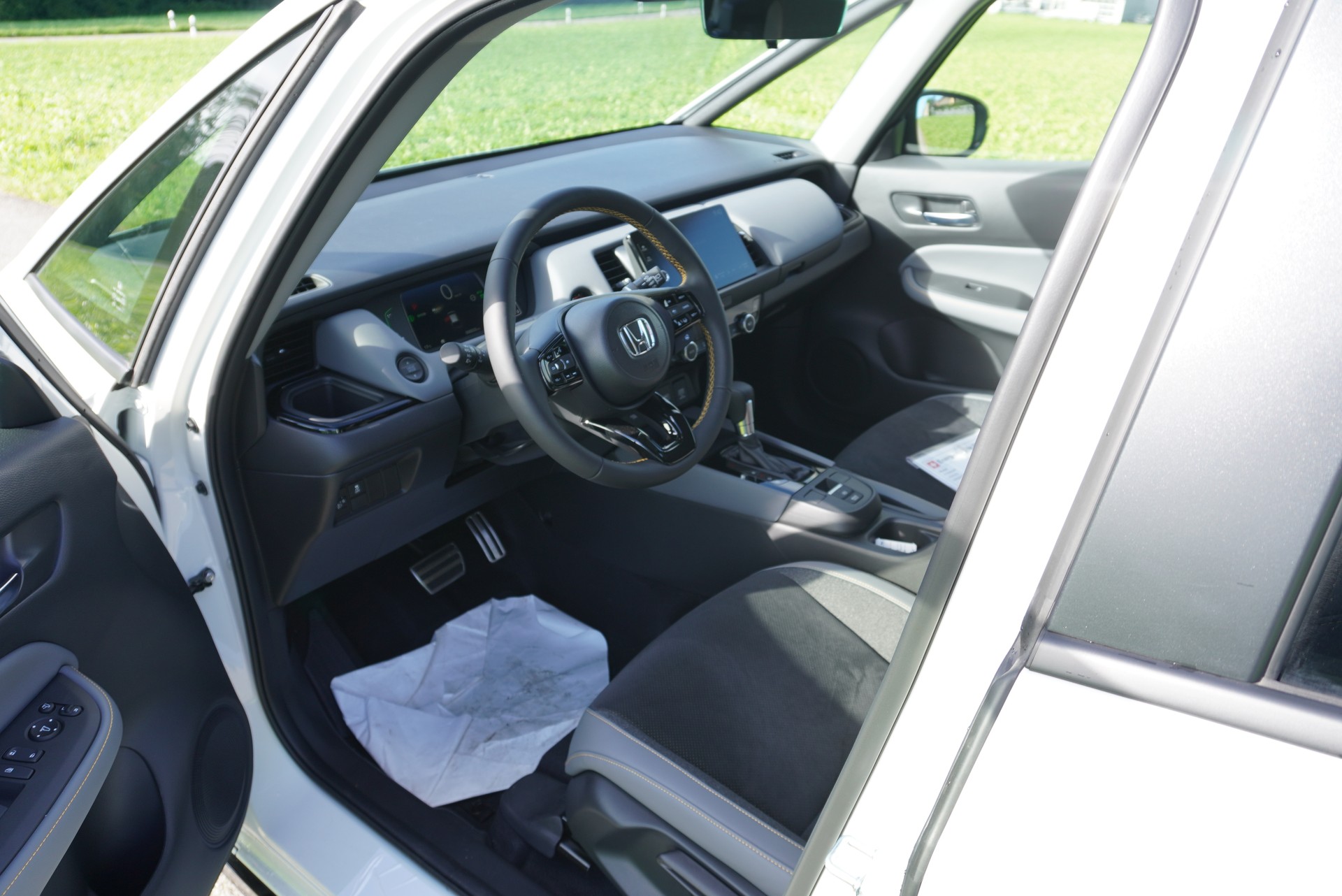 HONDA Jazz 1.5i-MMD Advance Sport E-CVT-image-8