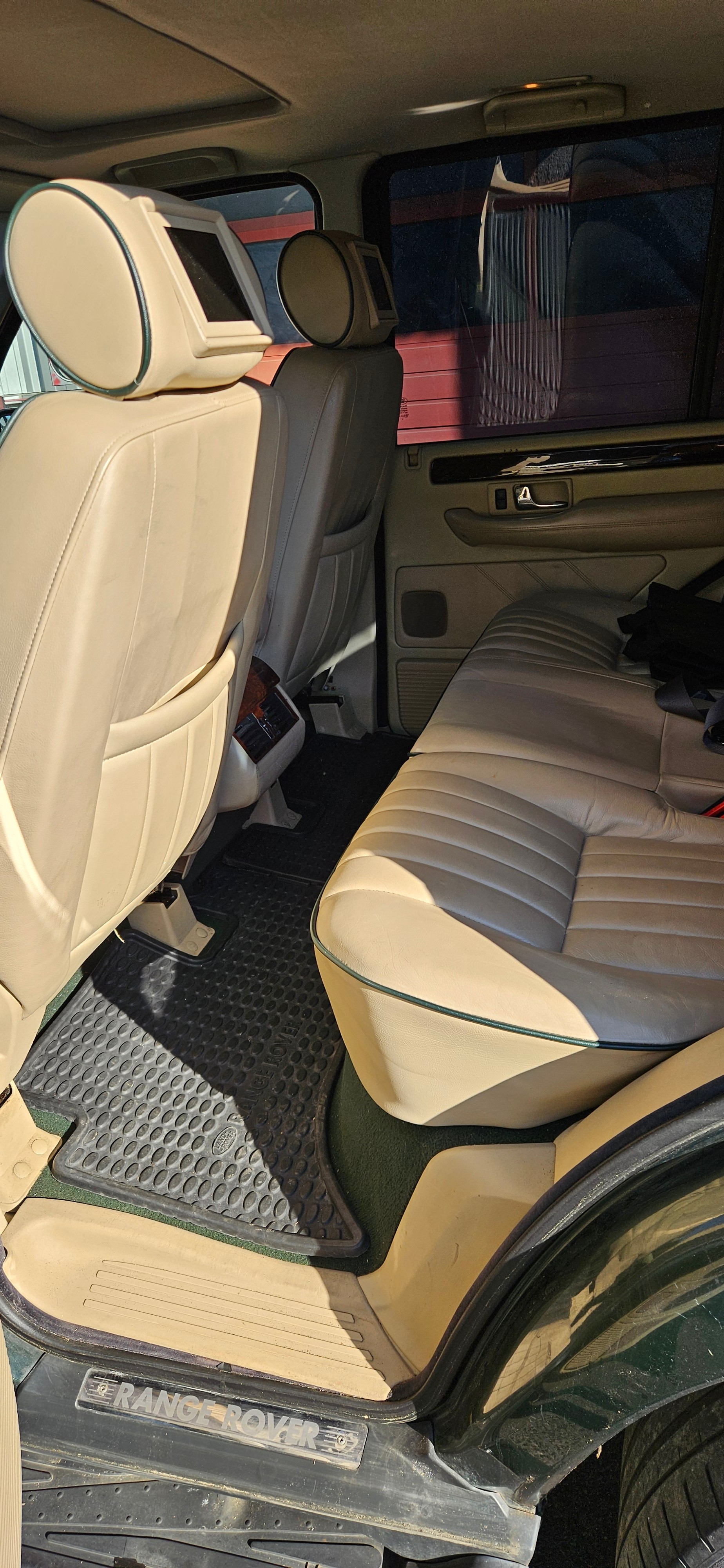LAND ROVER Range Rover 4.6 Vogue-image-4