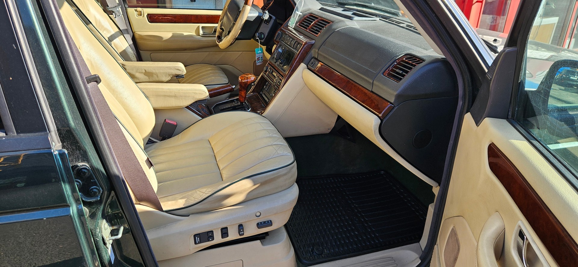 LAND ROVER Range Rover 4.6 Vogue-image-8