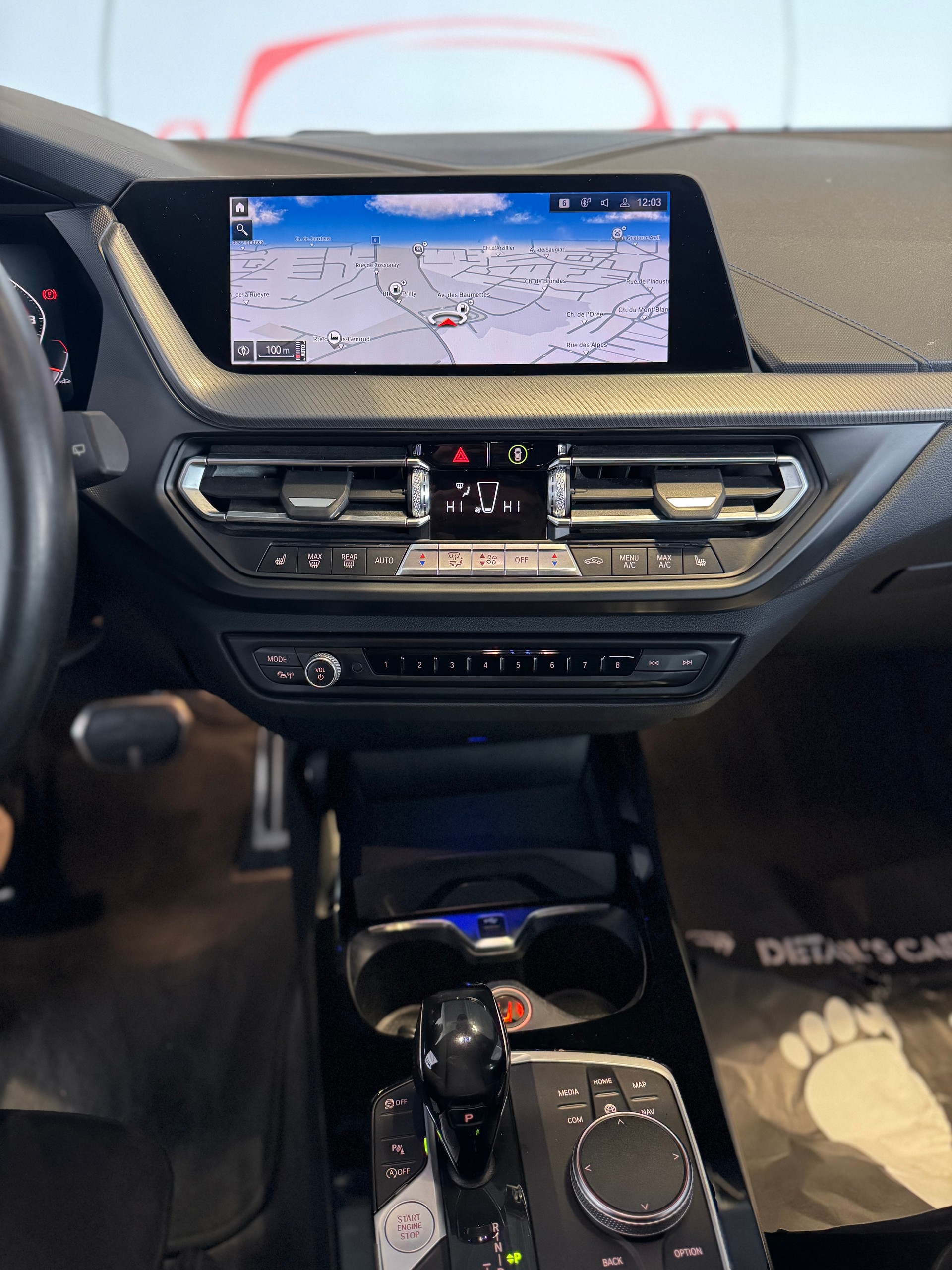 BMW M135i xDrive Steptronic-image-18