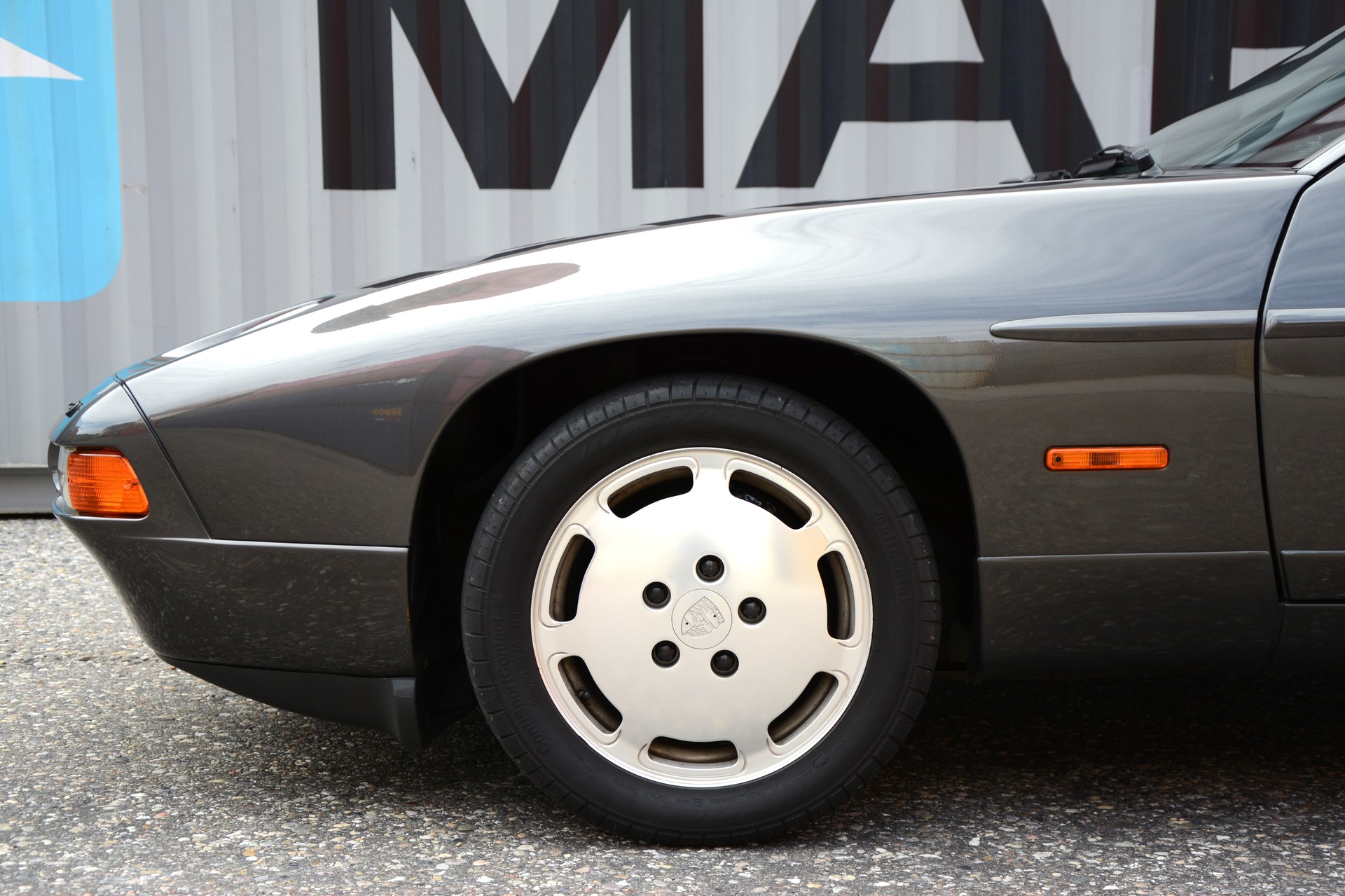 PORSCHE 928 5.0 S4-image-10