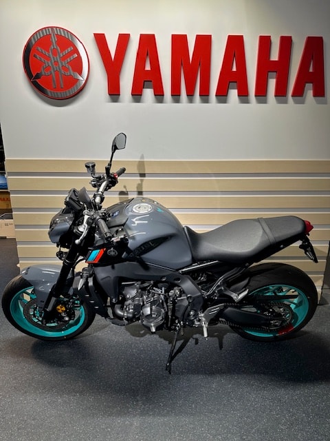 YAMAHA MT-09-image-3