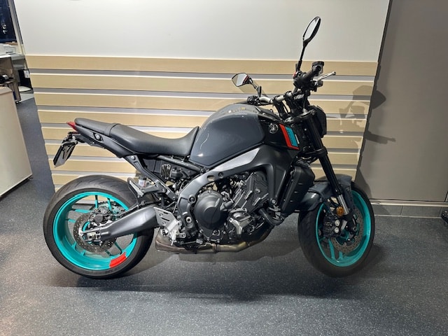 YAMAHA MT-09-image-0