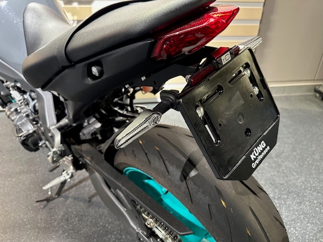 YAMAHA MT-09-image-1