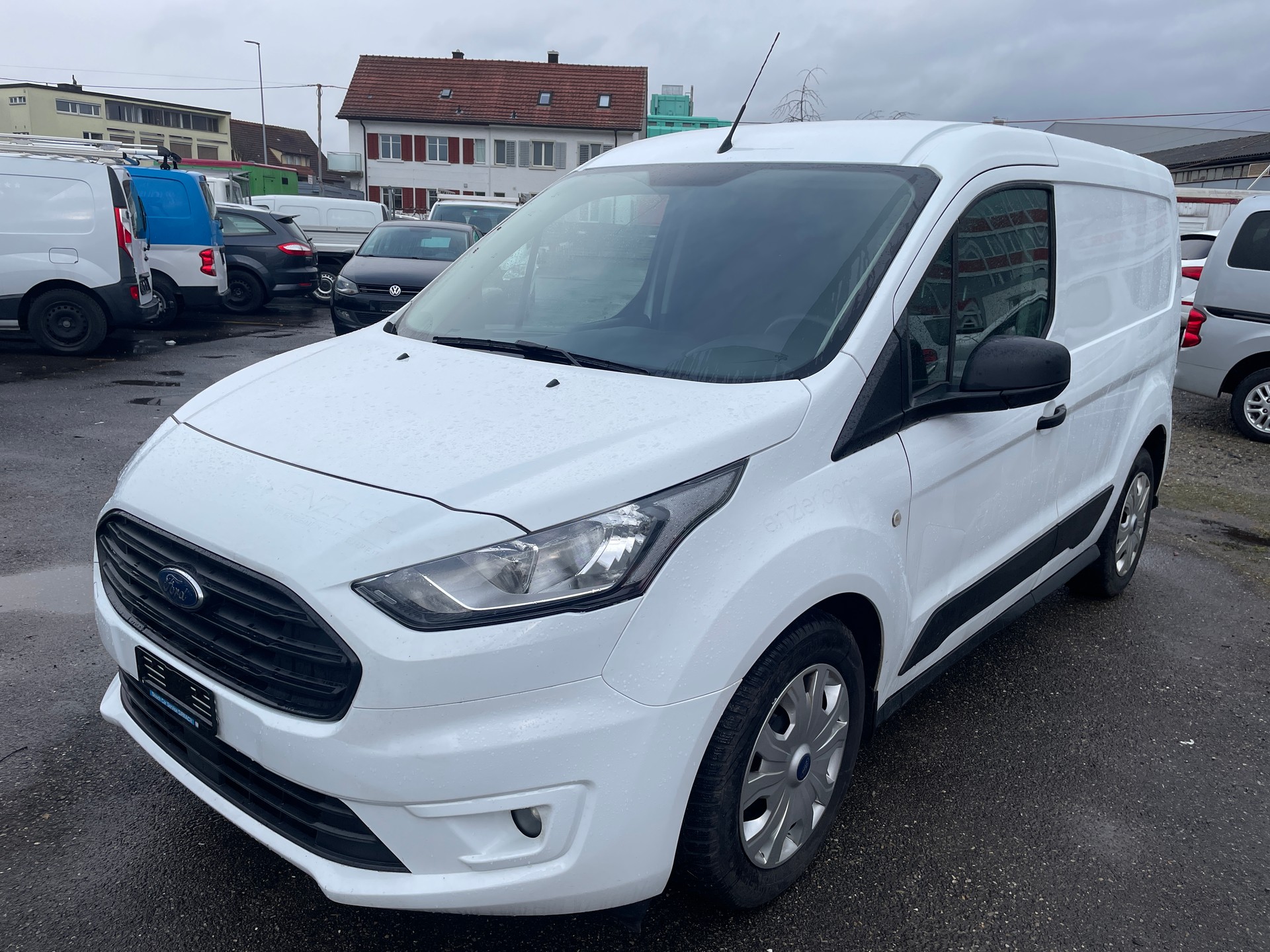 FORD Transit Connect Van T200 1.0 EcoBoost Ambiente-image-1