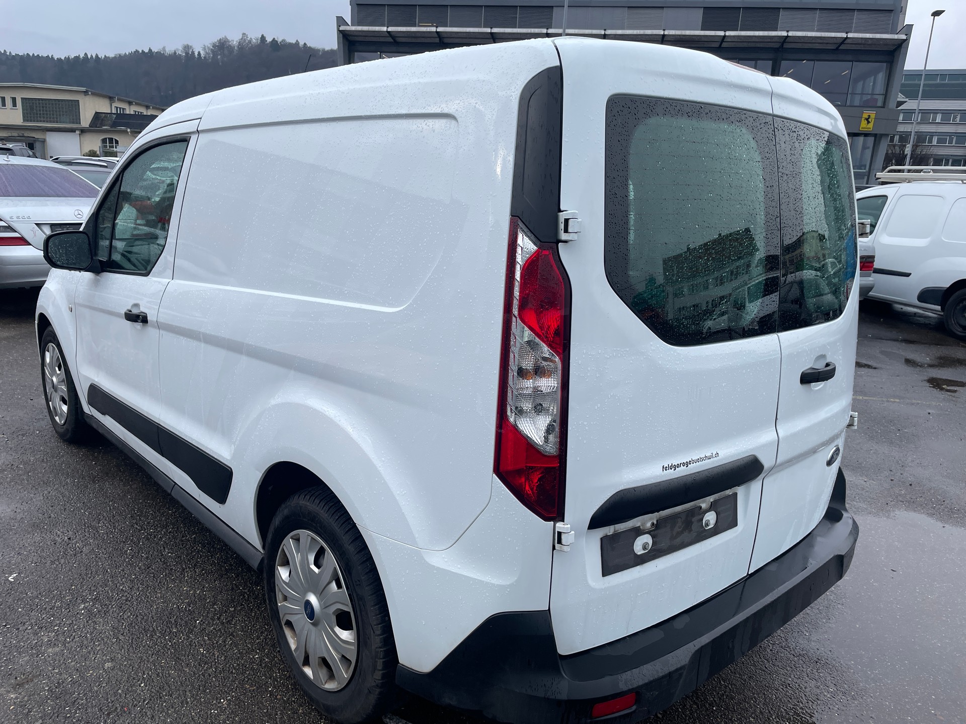 FORD Transit Connect Van T200 1.0 EcoBoost Ambiente-image-4