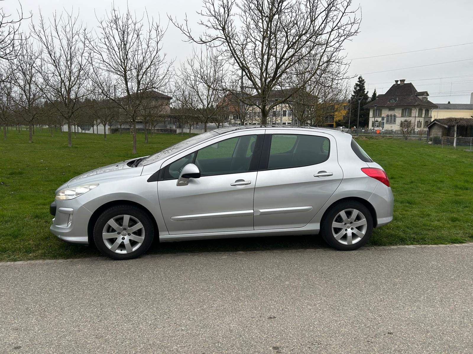 PEUGEOT 308 1.6 16V T XSI Automatic