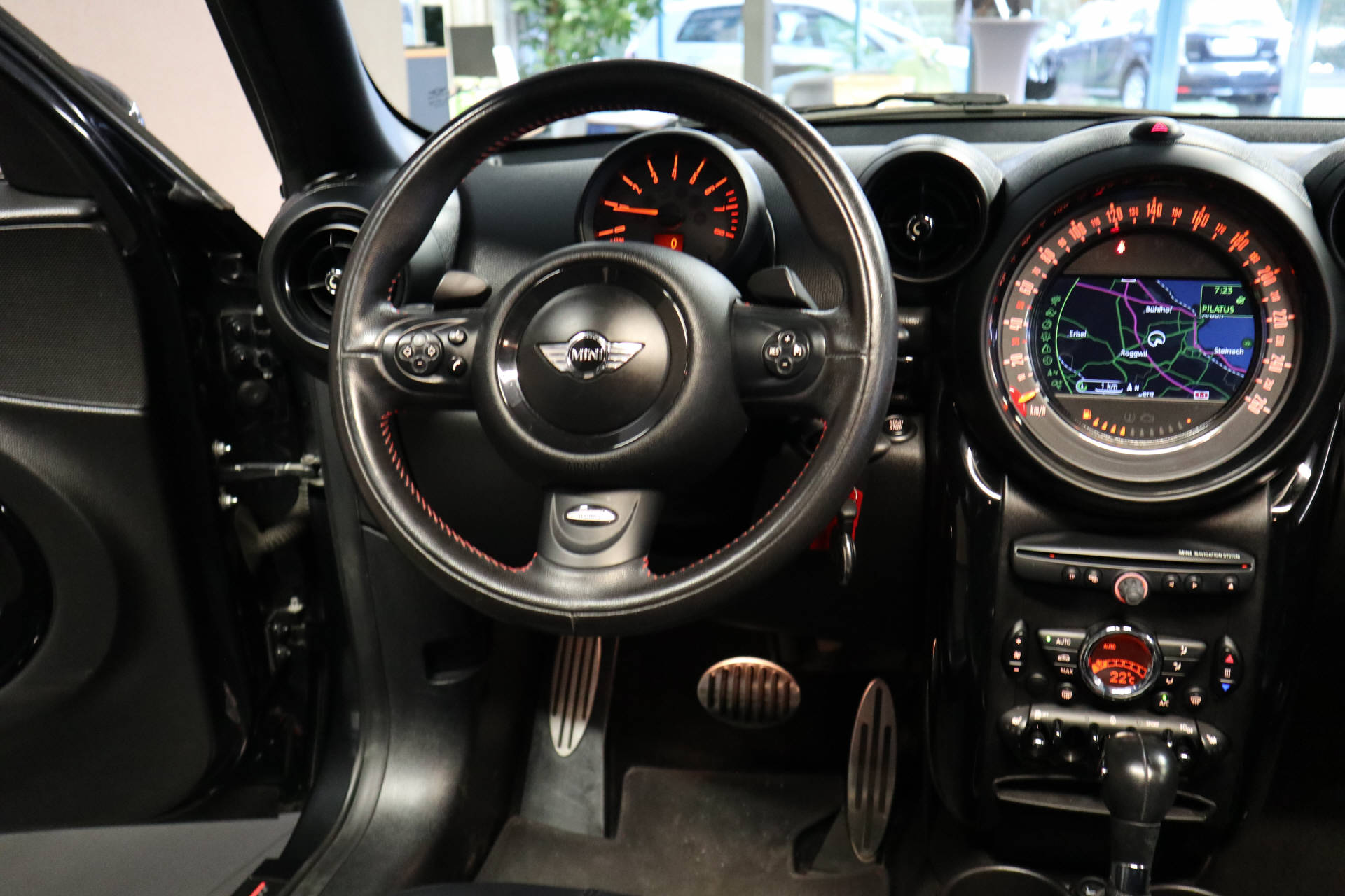 MINI Countryman 1.6i Cooper S ALL4-image-11