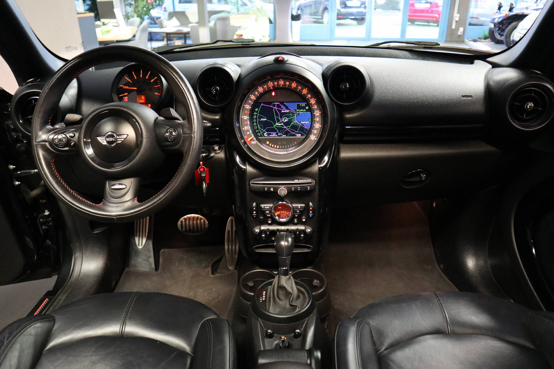 MINI Countryman 1.6i Cooper S ALL4-image-12