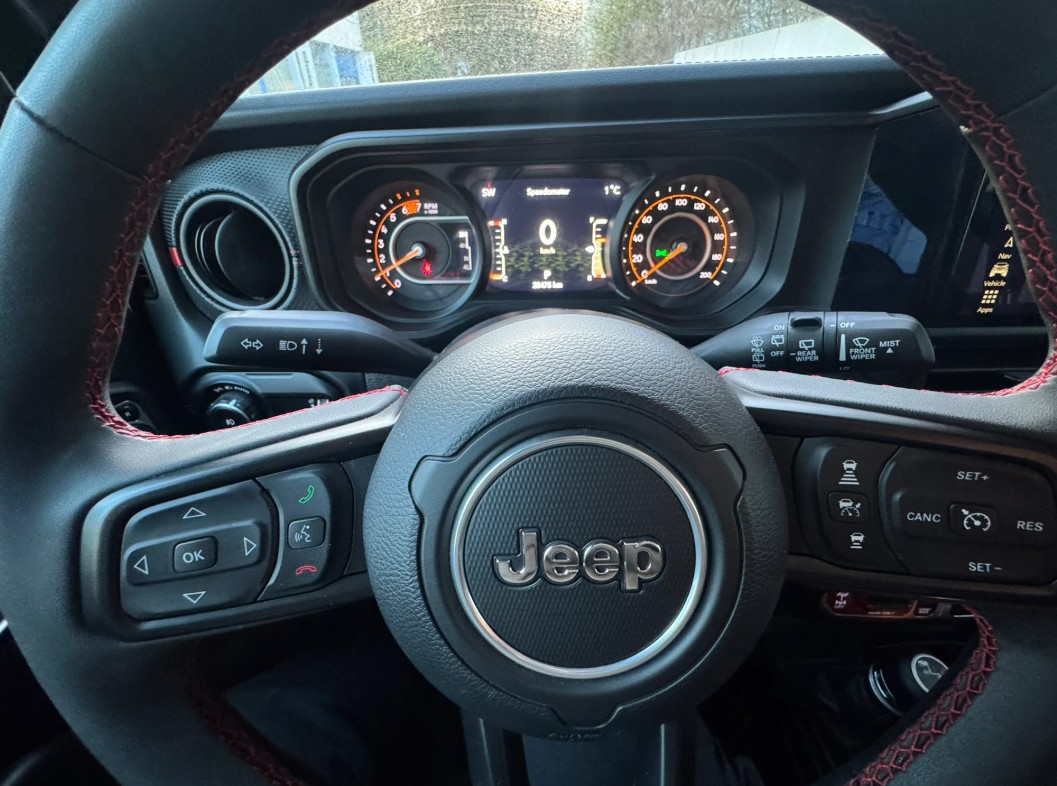 JEEP Wrangler 3.6 Unlimited Rubicon-image-9