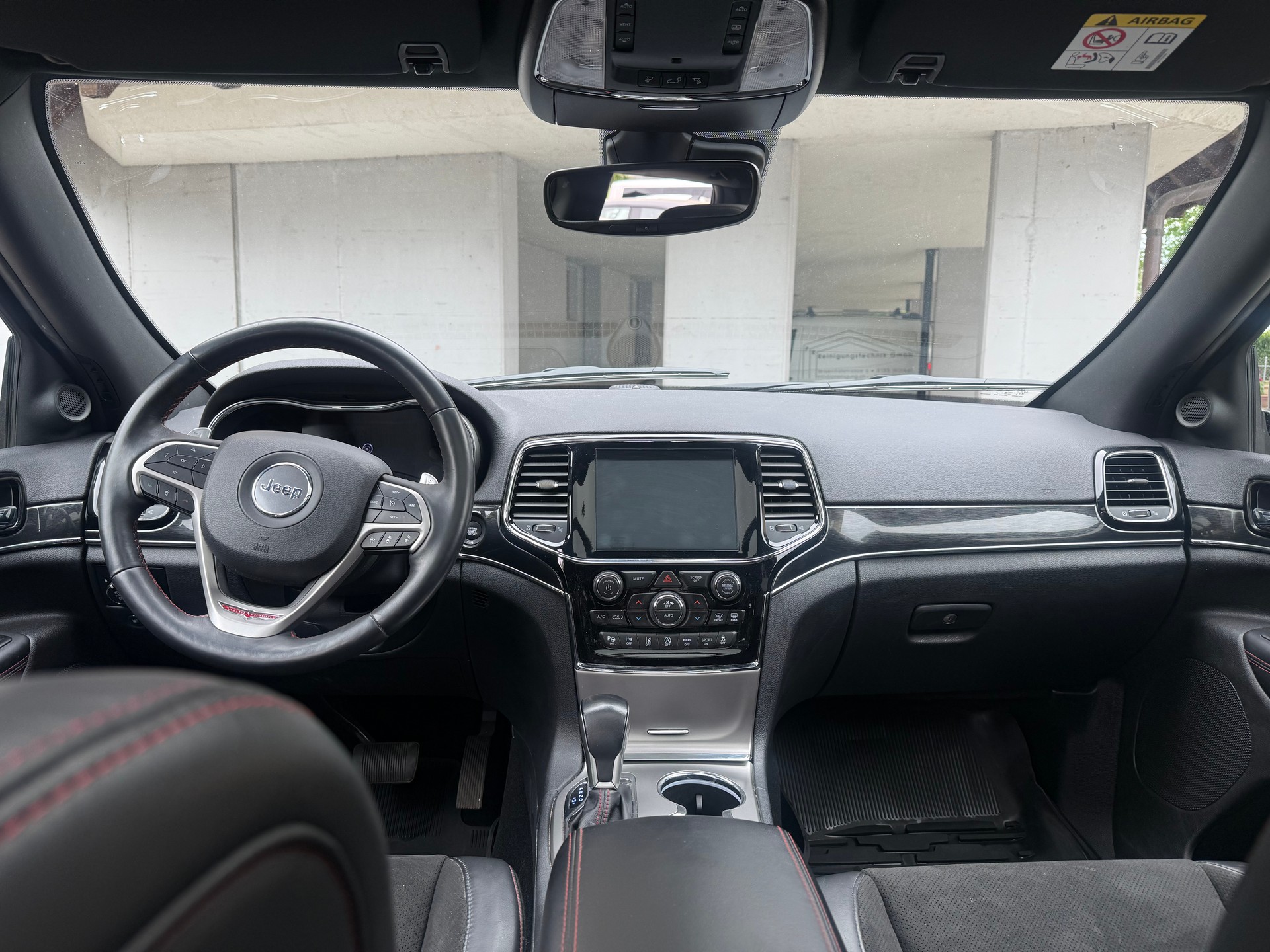 JEEP Grand Cherokee 3.0 CRD Trailhawk Automatic-image-6