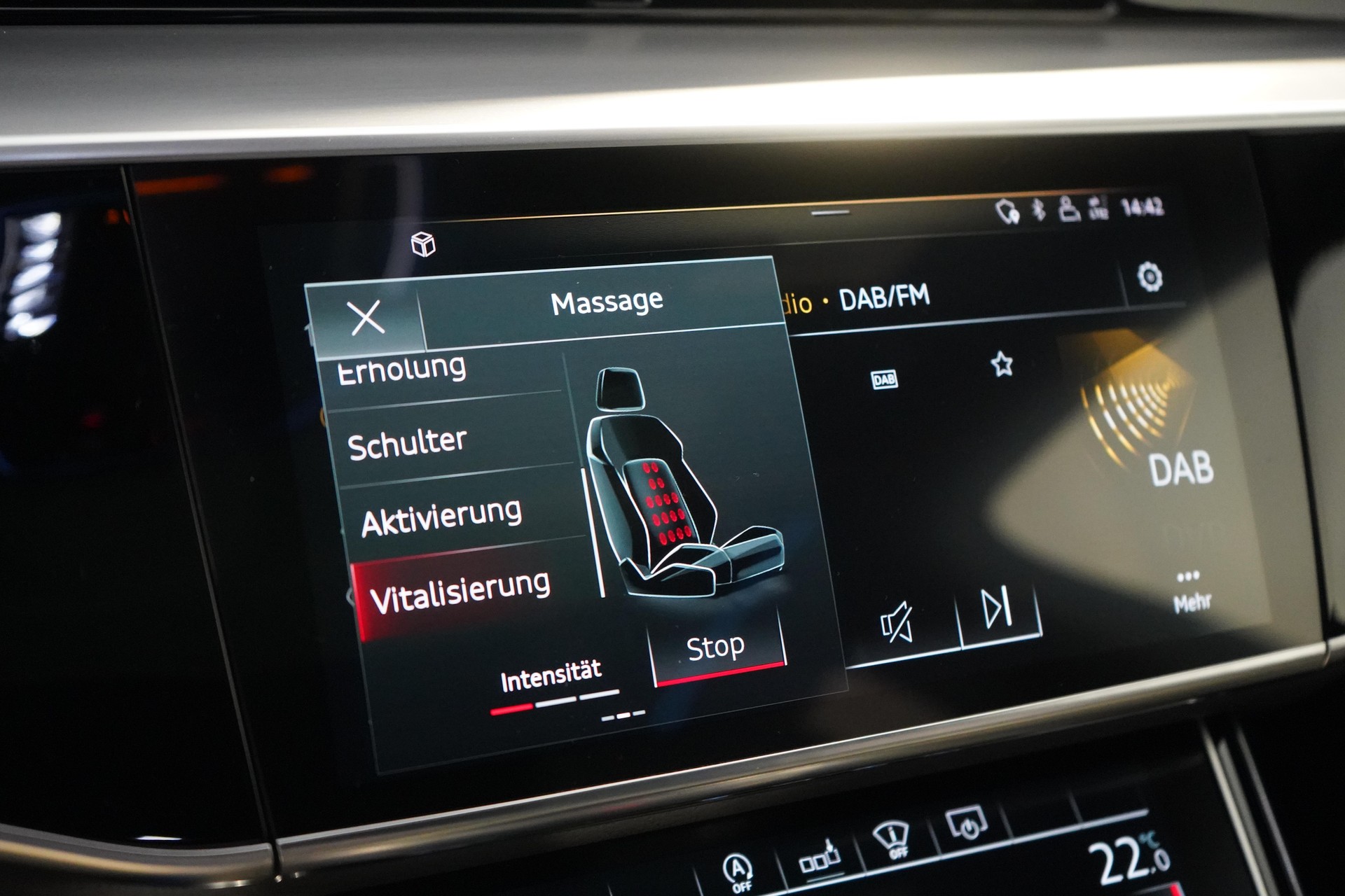 AUDI S8 4.0 V8 TFSI quattro T-Tronic-image-10
