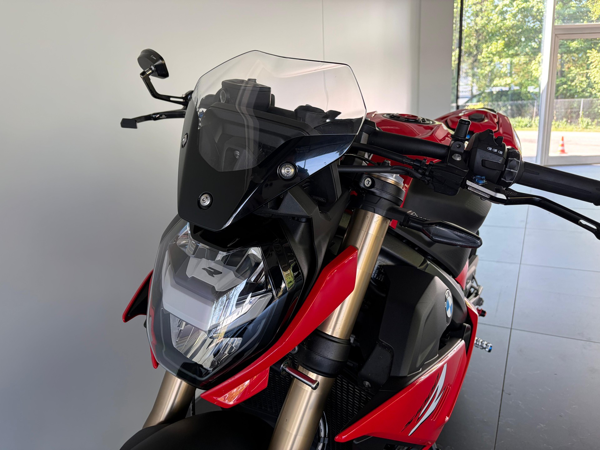 BMW S 1000 R-image-7