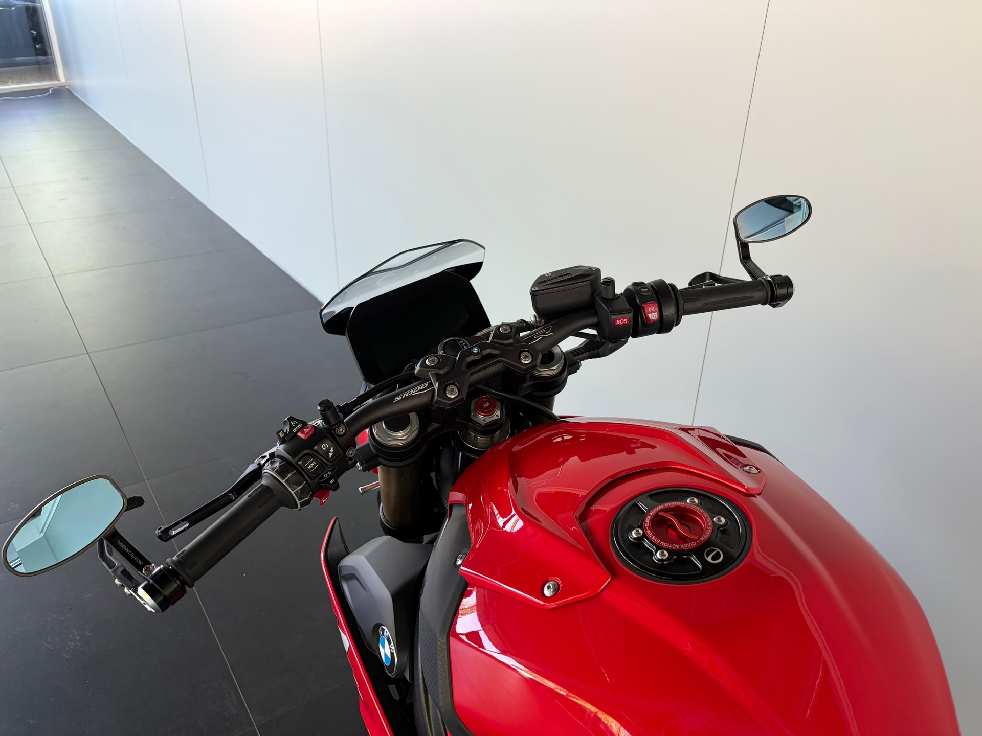 BMW S 1000 R-image-6