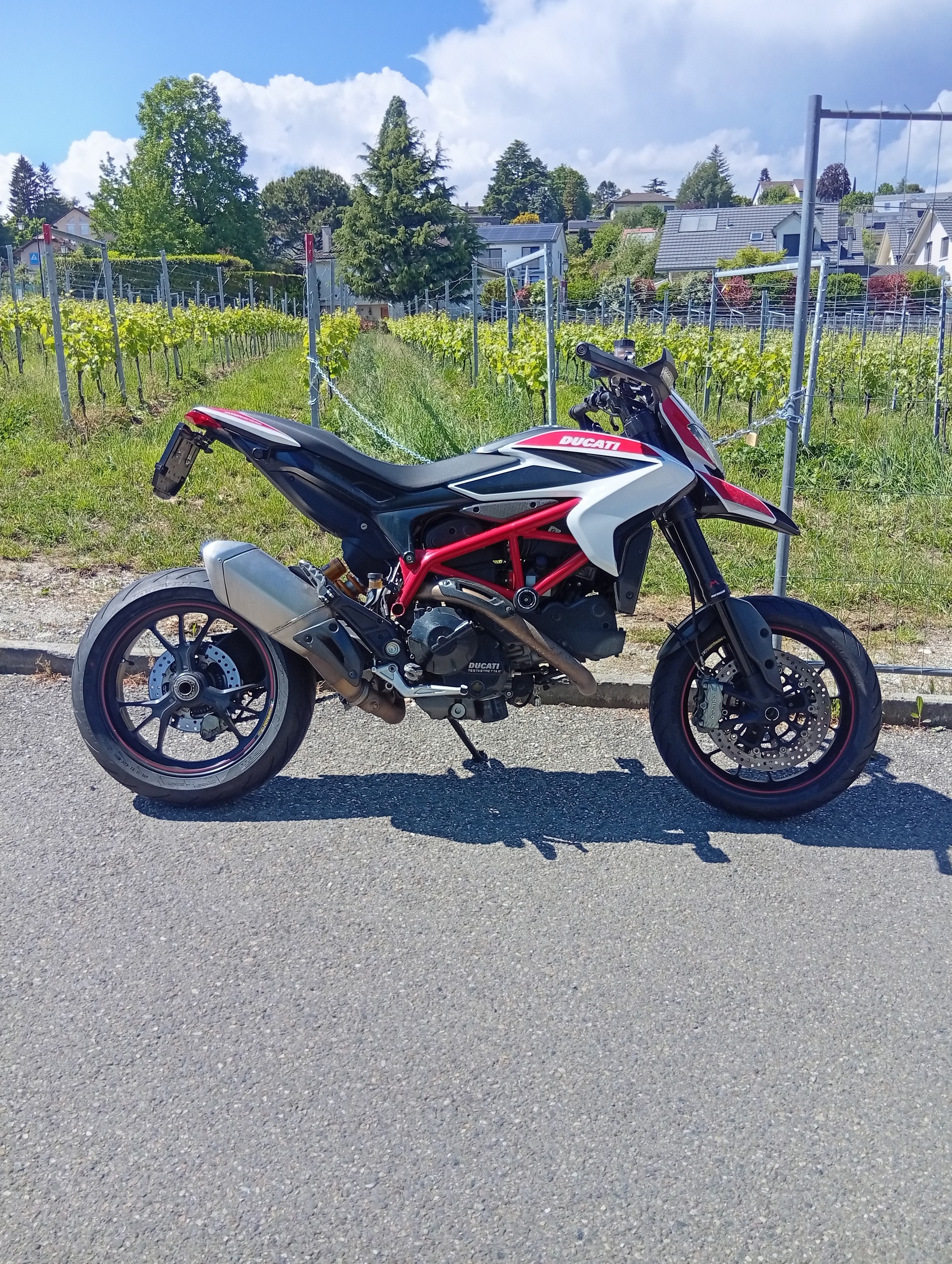 DUCATI Hypermotard 821 SP