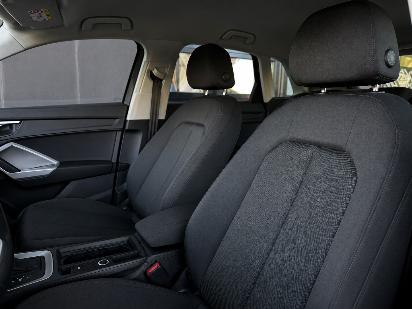 AUDI Q3 40 TFSI S line quattro S-tronic-image-19